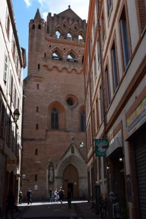 TOULOUSE TAUR exterior.JPG