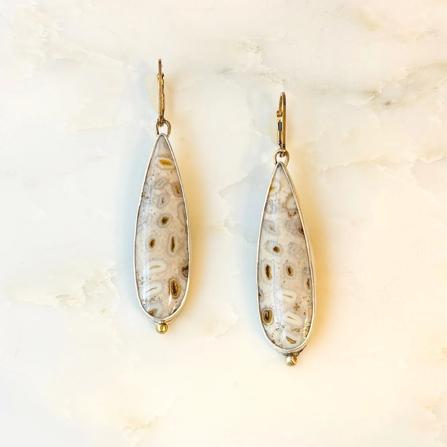 Creamdruzypocketearrings-2.jpg