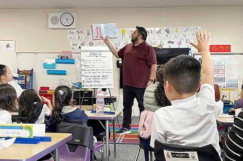 Raising a reader program in a classroom