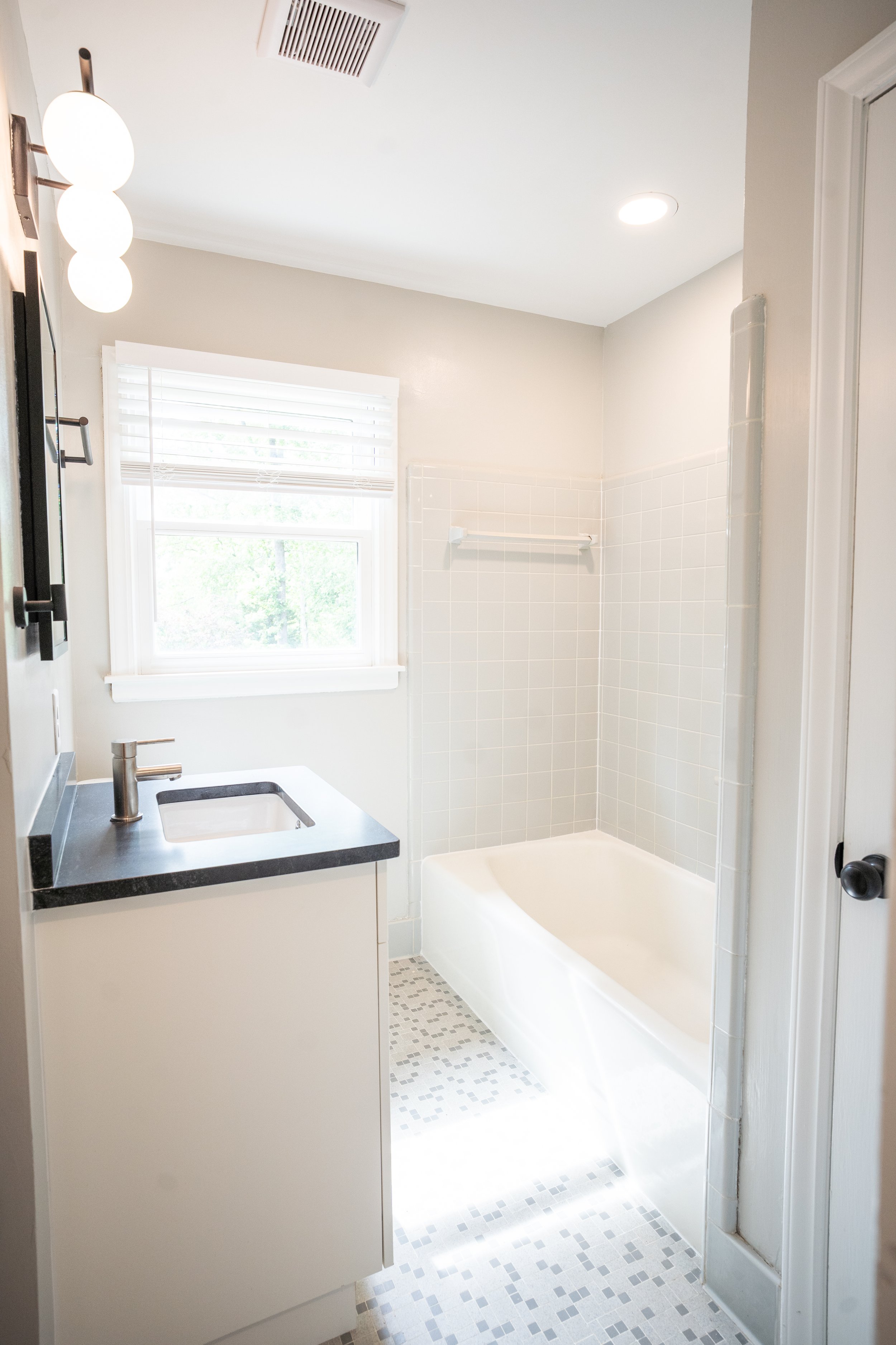 Middle Bath