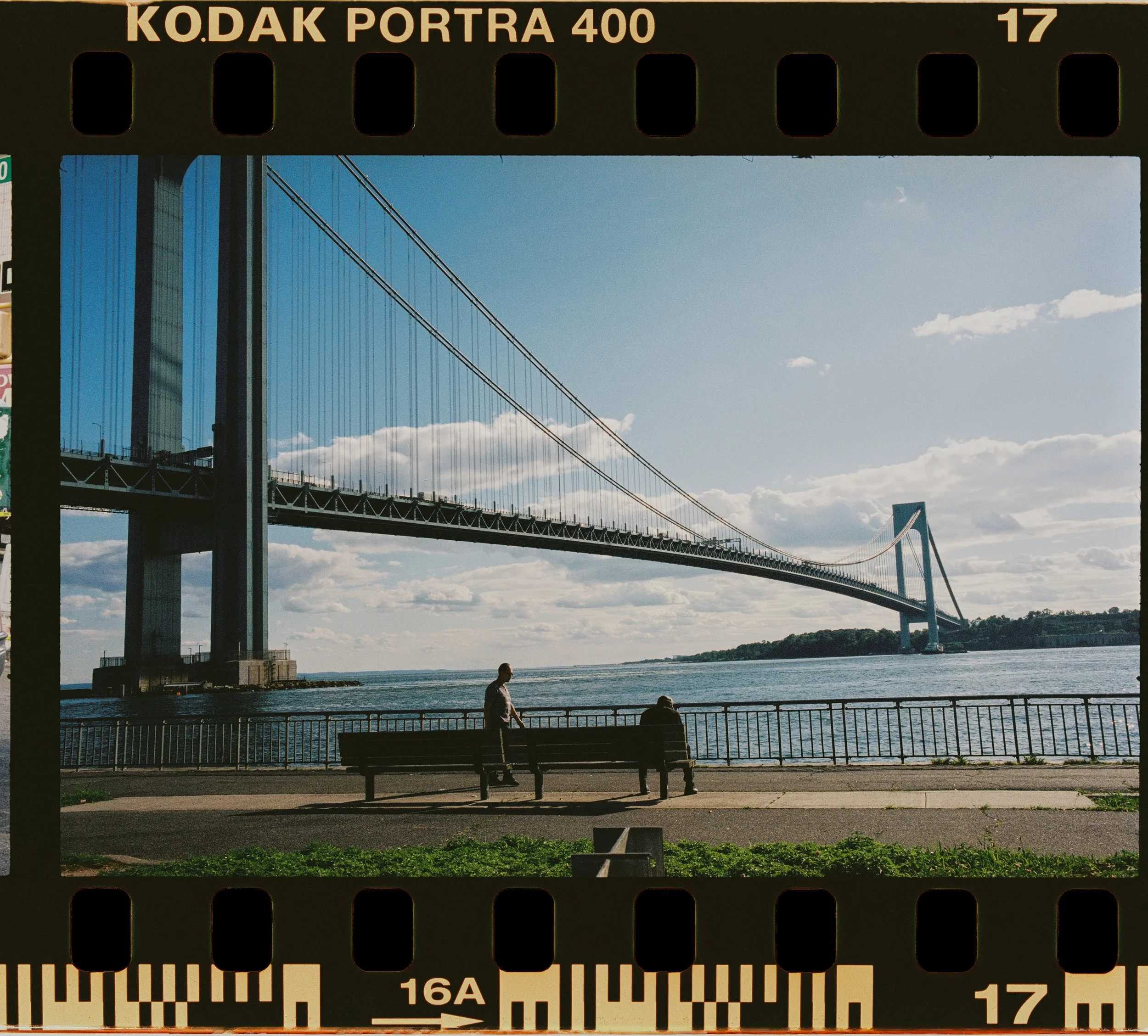 R1-01447-0016.jpg