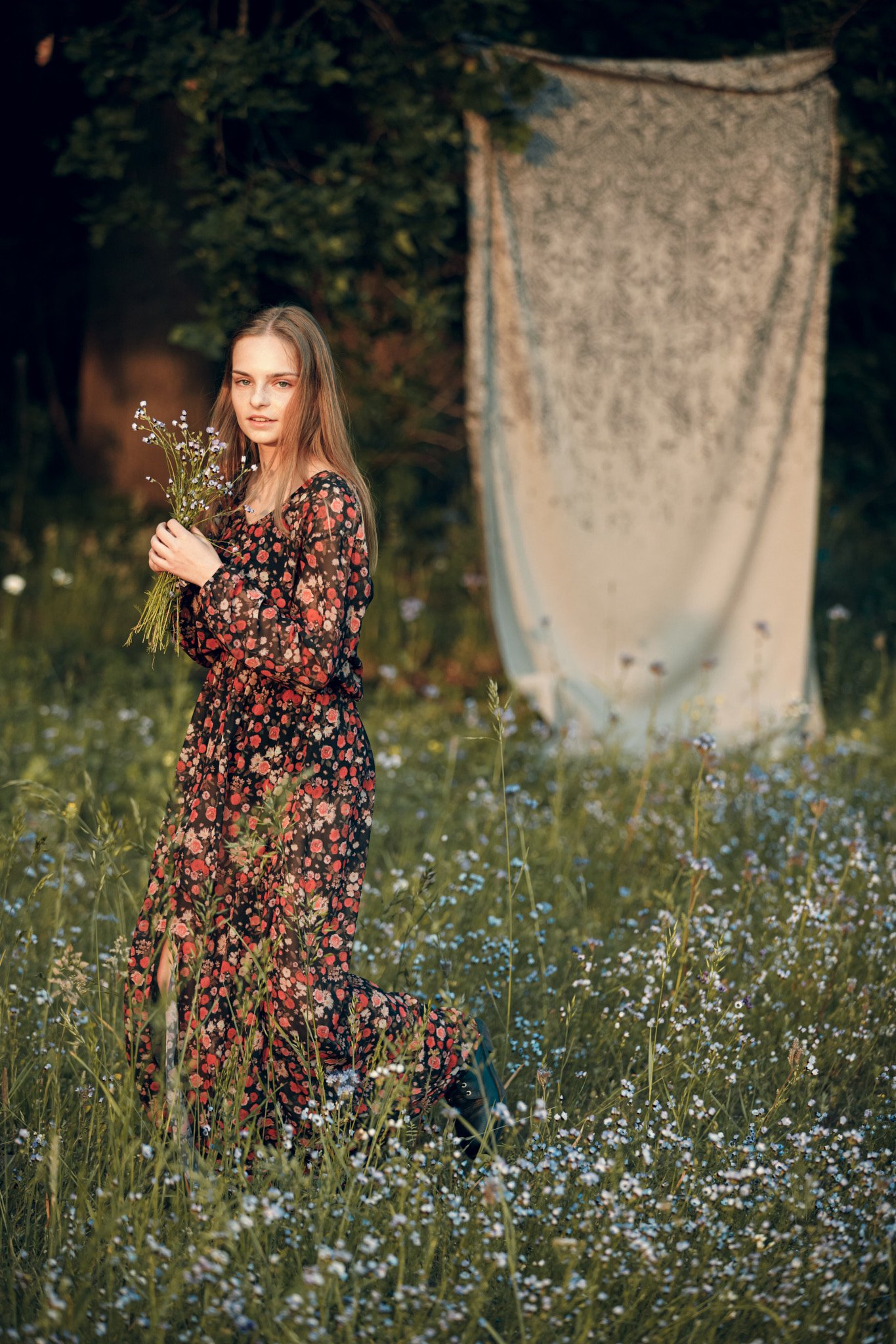 outdoor-portret-shoot-tilburg-fotograaf-tilburg-mwhomik 37.jpg