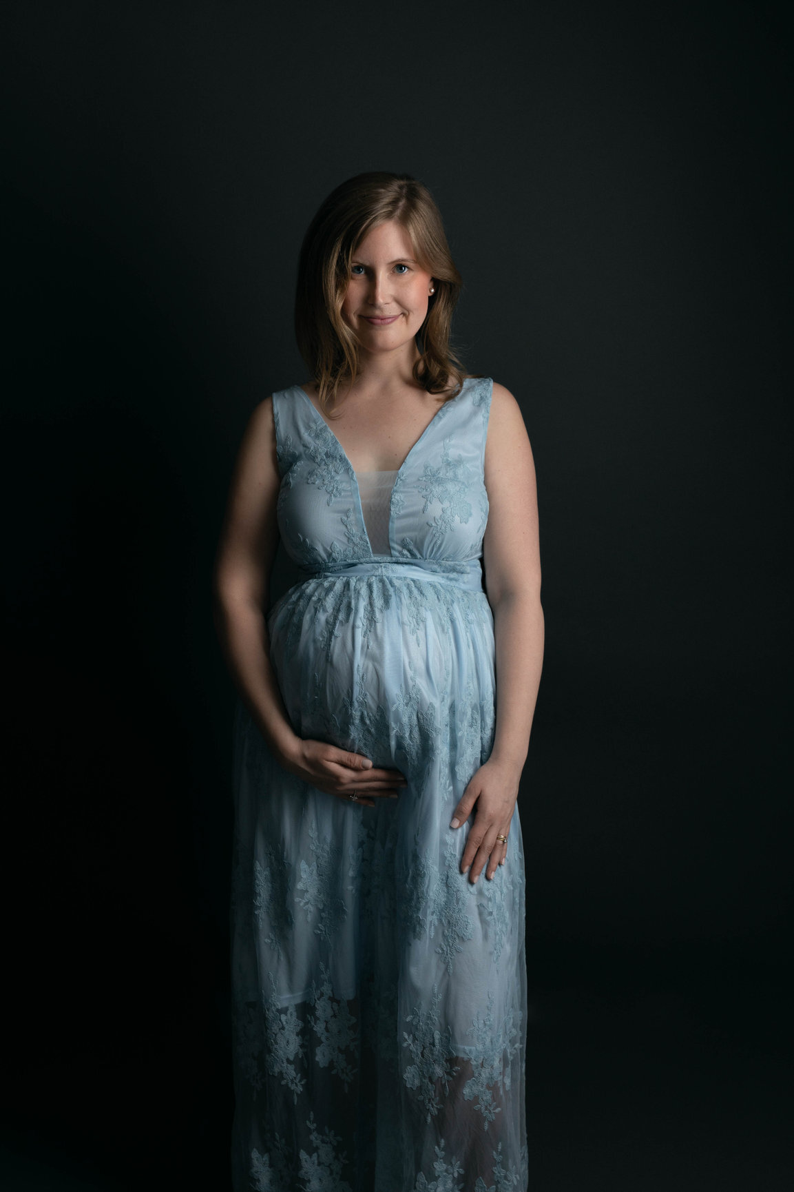 What to wear for your maternity photo session? Best Outfits for & Dresses  for a Maternity Photoshoot — Camille CD Photography