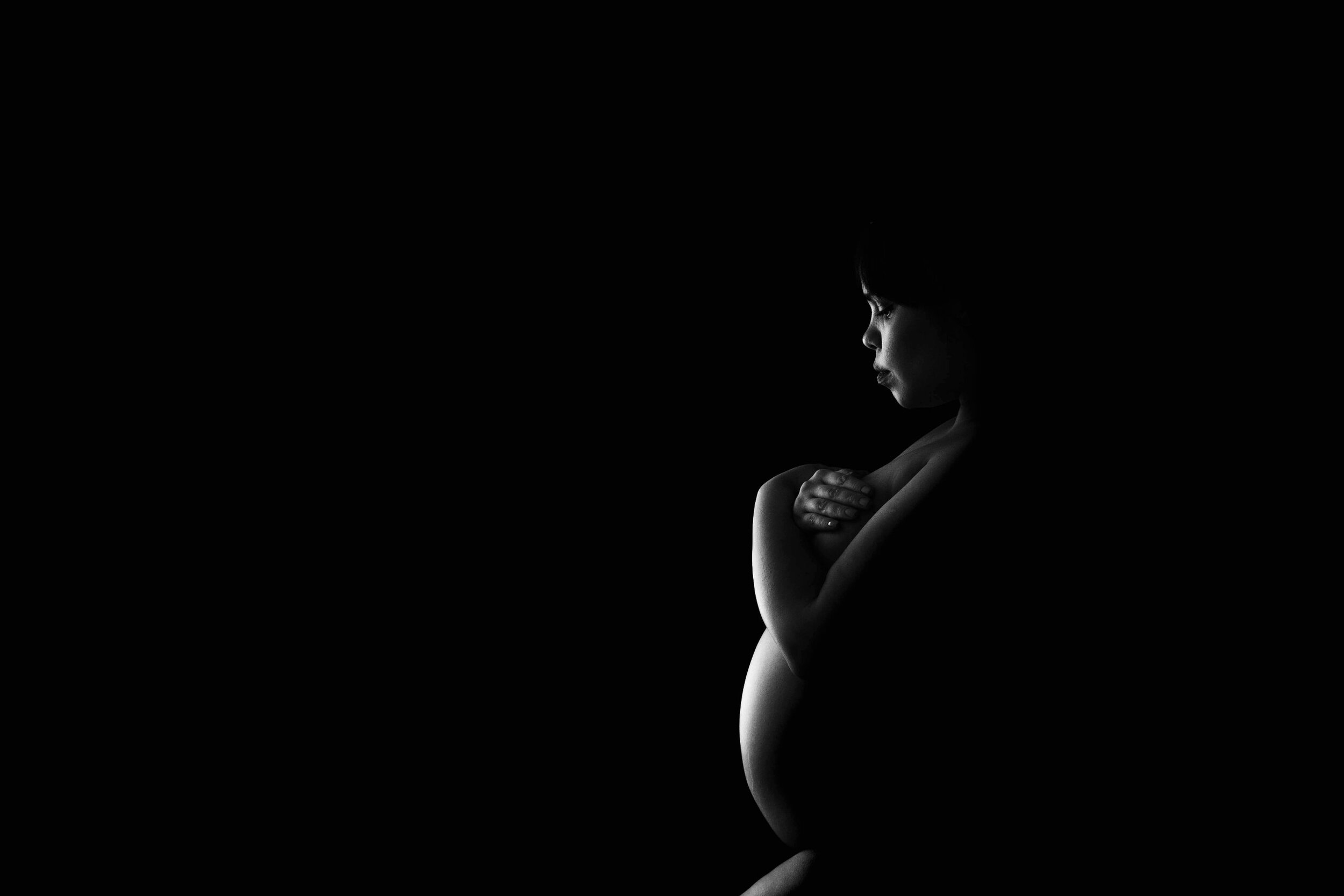 Maternity Photographer in Aix-en-Provence and Marseille photo image
