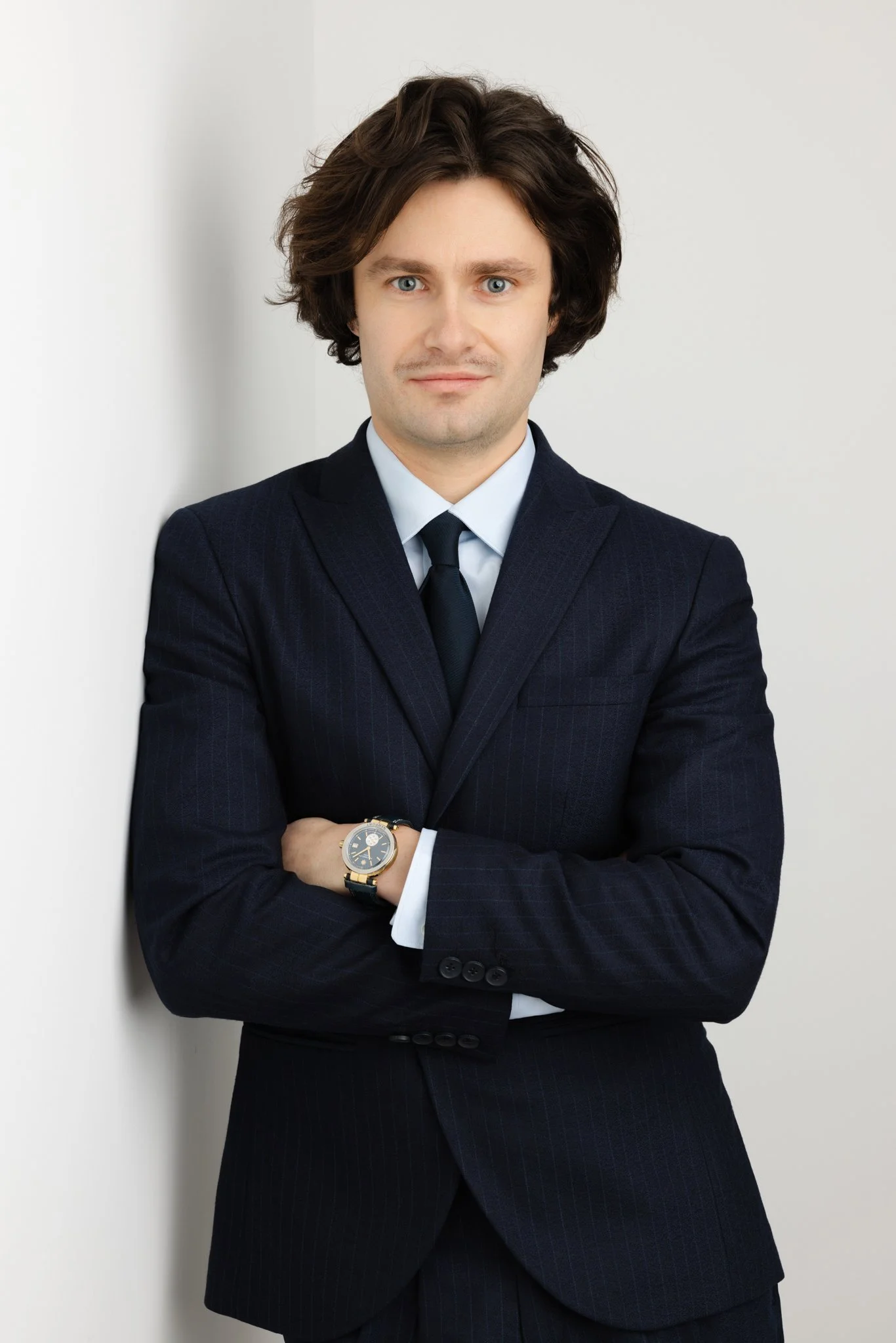 Portrait professionnel d'un avocat en droit fiscal