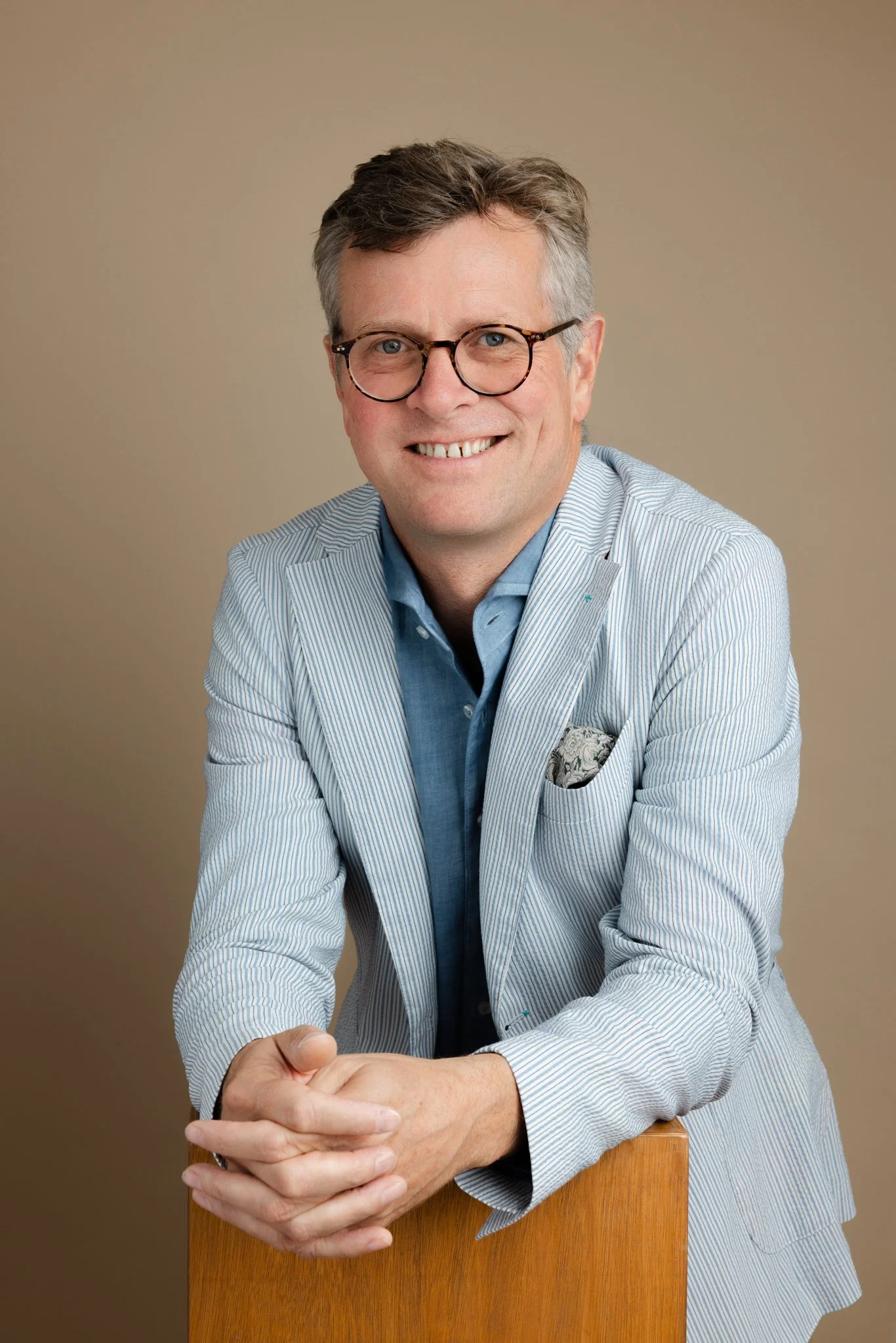Gordon Portraits Pro 2025 LR (3 of 5).jpg