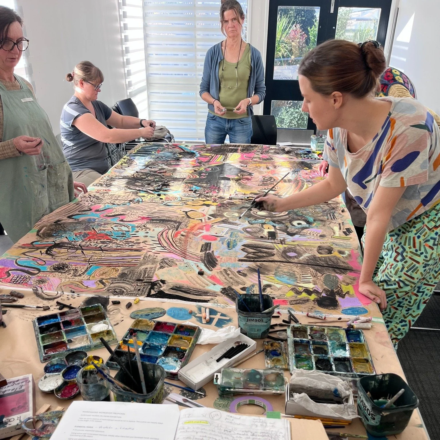 Fun and creative afternoon with Margaret Feeney in our Elemental Marks workshop today. Utilising some of the fantastic compressed charcoals from Faber Pitt, and the Dongxu Willow Chacoals. Thanks to participants for their energy, and following Margar
