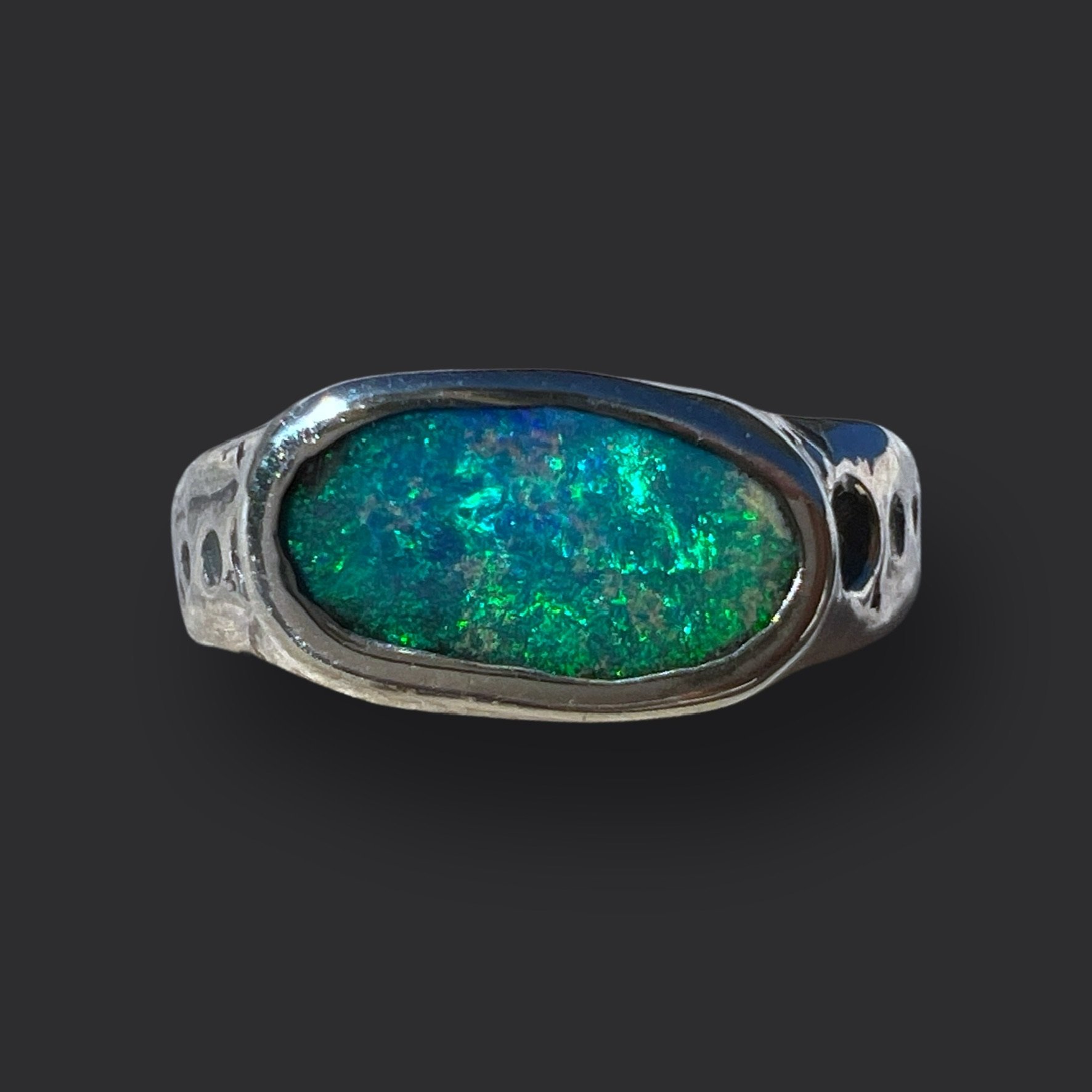 Green Pools ring // size M 1/2