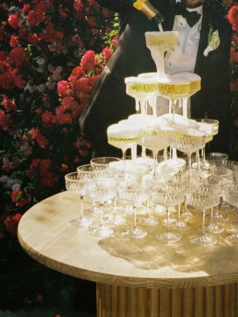 Cheers to the weekend 🥂 Let the celebrations begin.

@cavaignacestate 
@haleynyalevents 
@sharonko_photo 
@christackphoto 
@pickles_and_olives_catering 
@gigsbartender 
@alldolledup_norcal