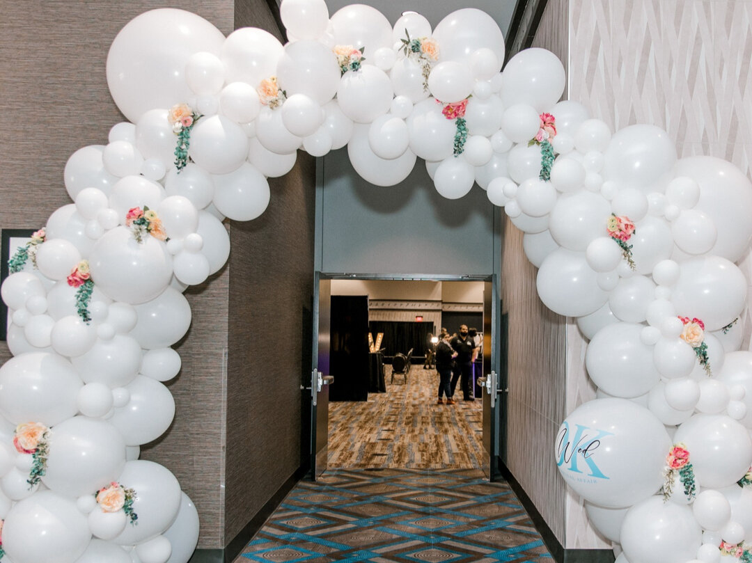 We are still swooning over this balloon arch by Next Level Ballons!  What a great welcome to A Bridal Affair! ​​​​​​​​
Thank you to those who attended OKWed A Bridal Affair 2022!