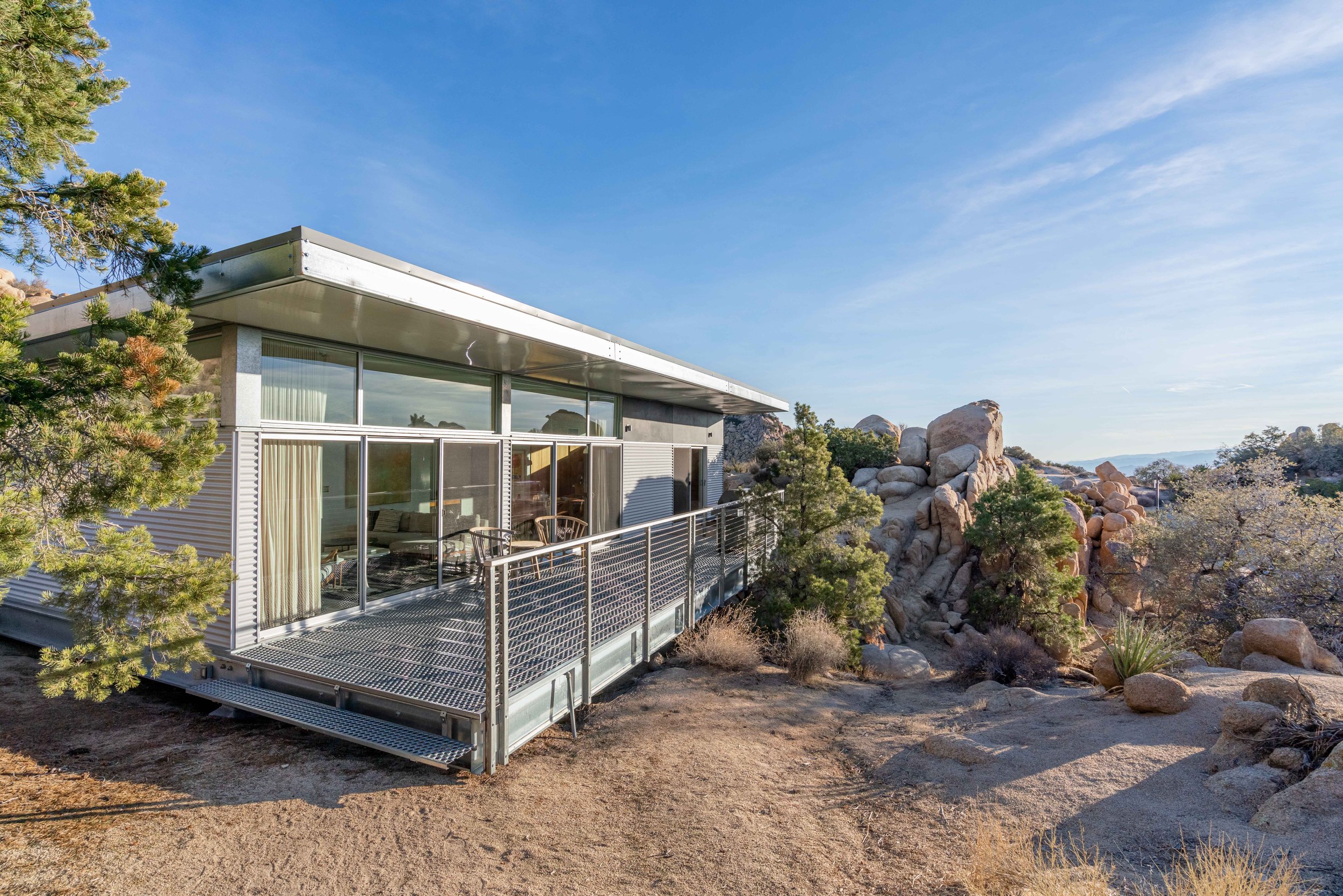 The Graham Residence. Yucca Valley, Ca