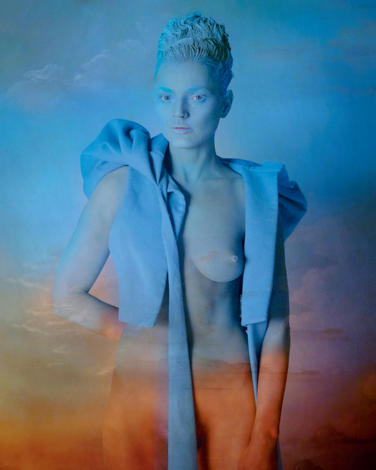  VOGUE ITALIA 
FOOL'S PARADISE