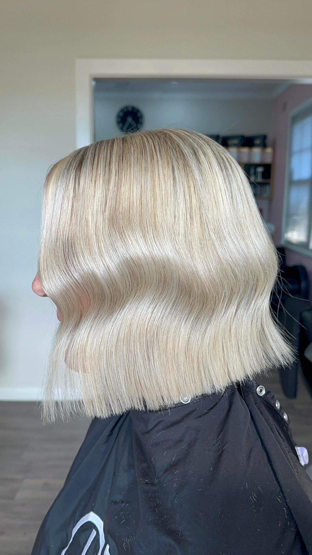 Iconic blonde bob ✨✨
@hairbymaygen

#goochieshairdesign #dubbosalon #WellaProAnz #hair #wellaplex #wellafamily #hairofinstagram #wellaeducation #wellacolouranz #dubbo @wellapro_anz