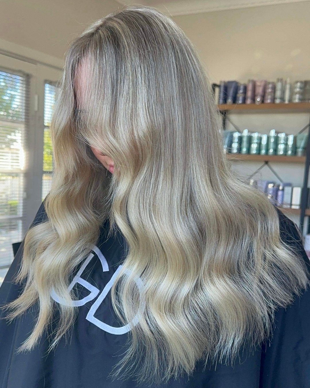 BLONDE.. but make it dimensional ✨✨✨
@hairbymaygen

#goochieshairdesign #dubbosalon #WellaProAnz #hair #wellaplex #wellafamily #hairofinstagram #wellaeducation #wellacolouranz #dubbo @wellapro_anz