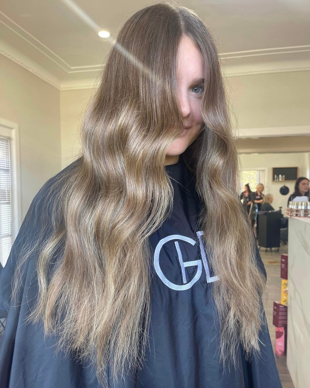 The difference a Glaze from @hair.bybrooke_s can make is insane ✨⭐️🪄

#goochieshairdesign #dubbosalon #WellaProAnz #hair #wellaplex #wellafamily #hairofinstagram #wellaeducation #wellacolouranz #dubbo @wellapro_anz