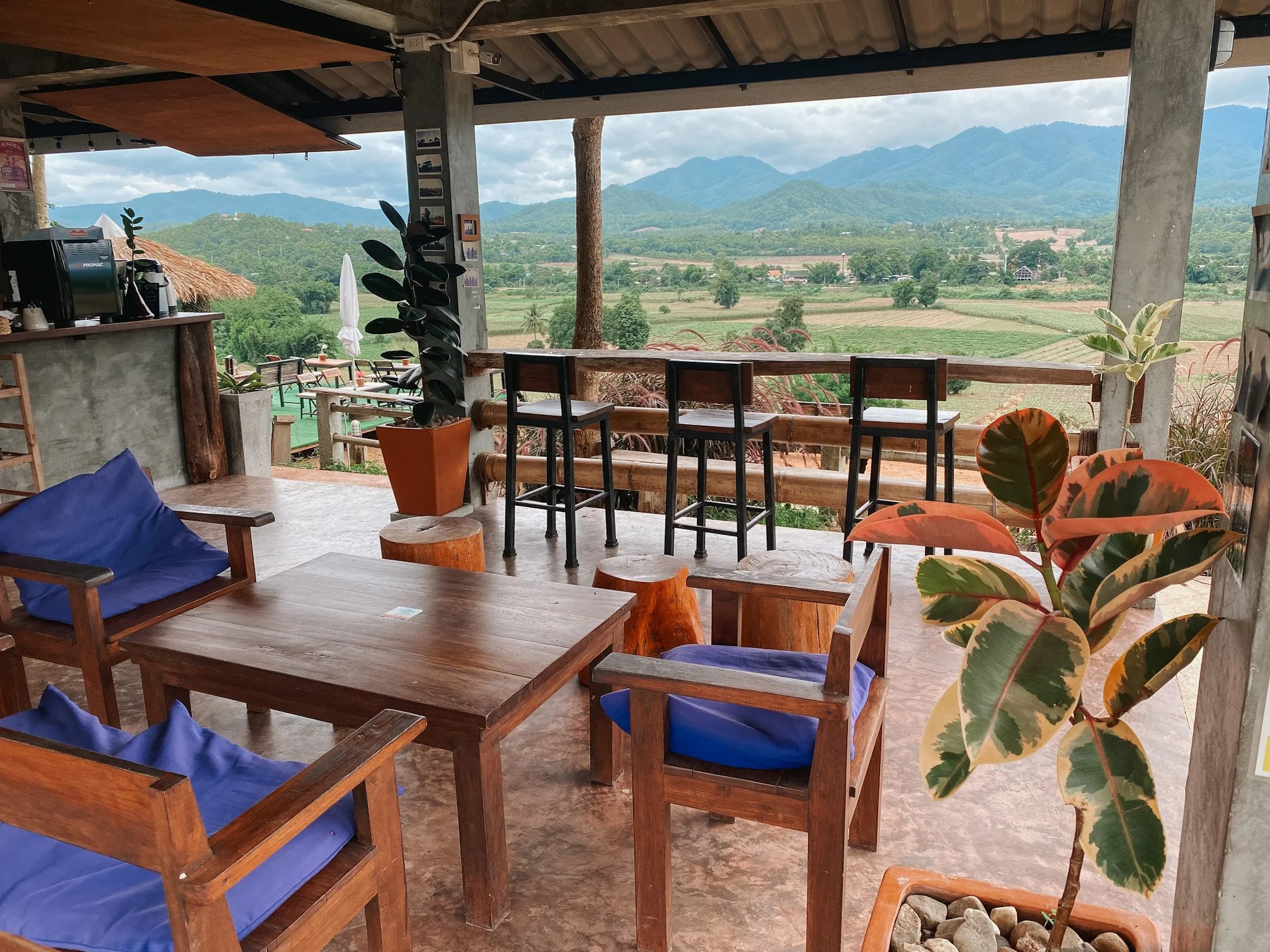 Two Huts Cafe in Pai Thailand