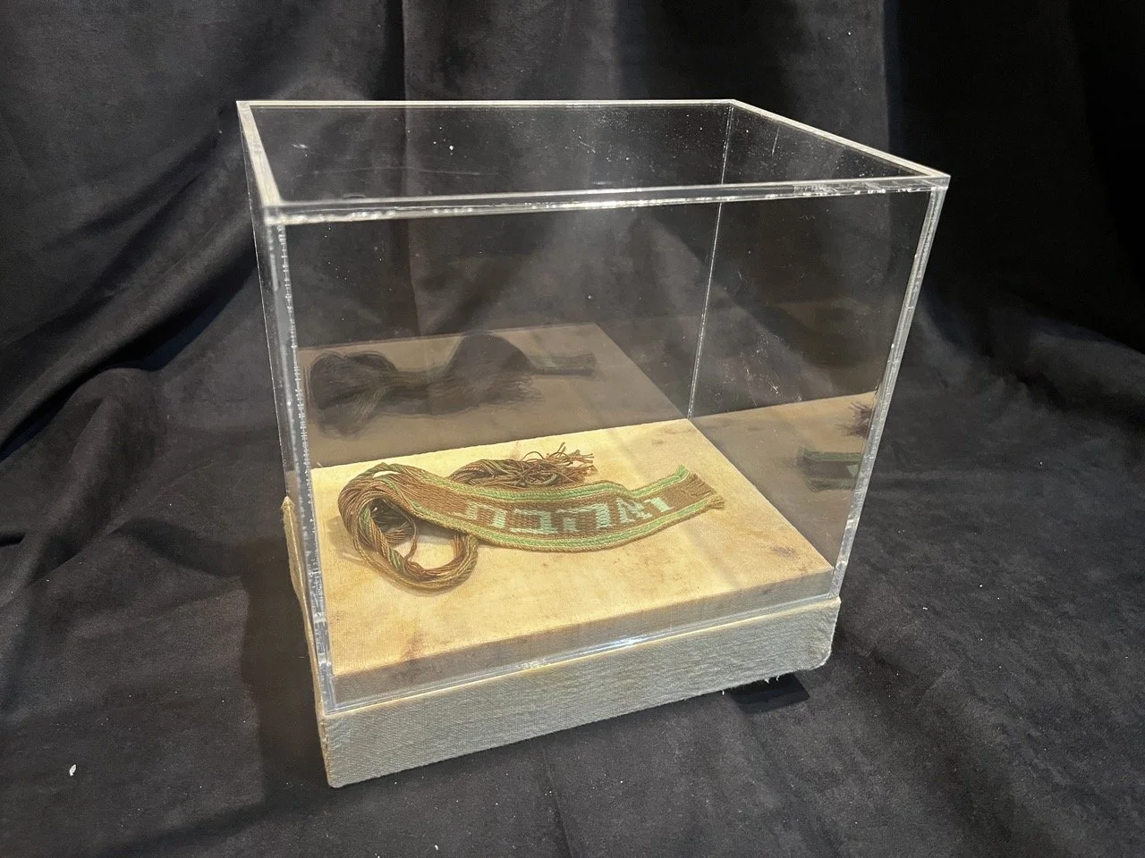 Ve'AHavta, 2026, handwover cotton, dyed cottoen, and plexiglass, 9"x9"x6" 