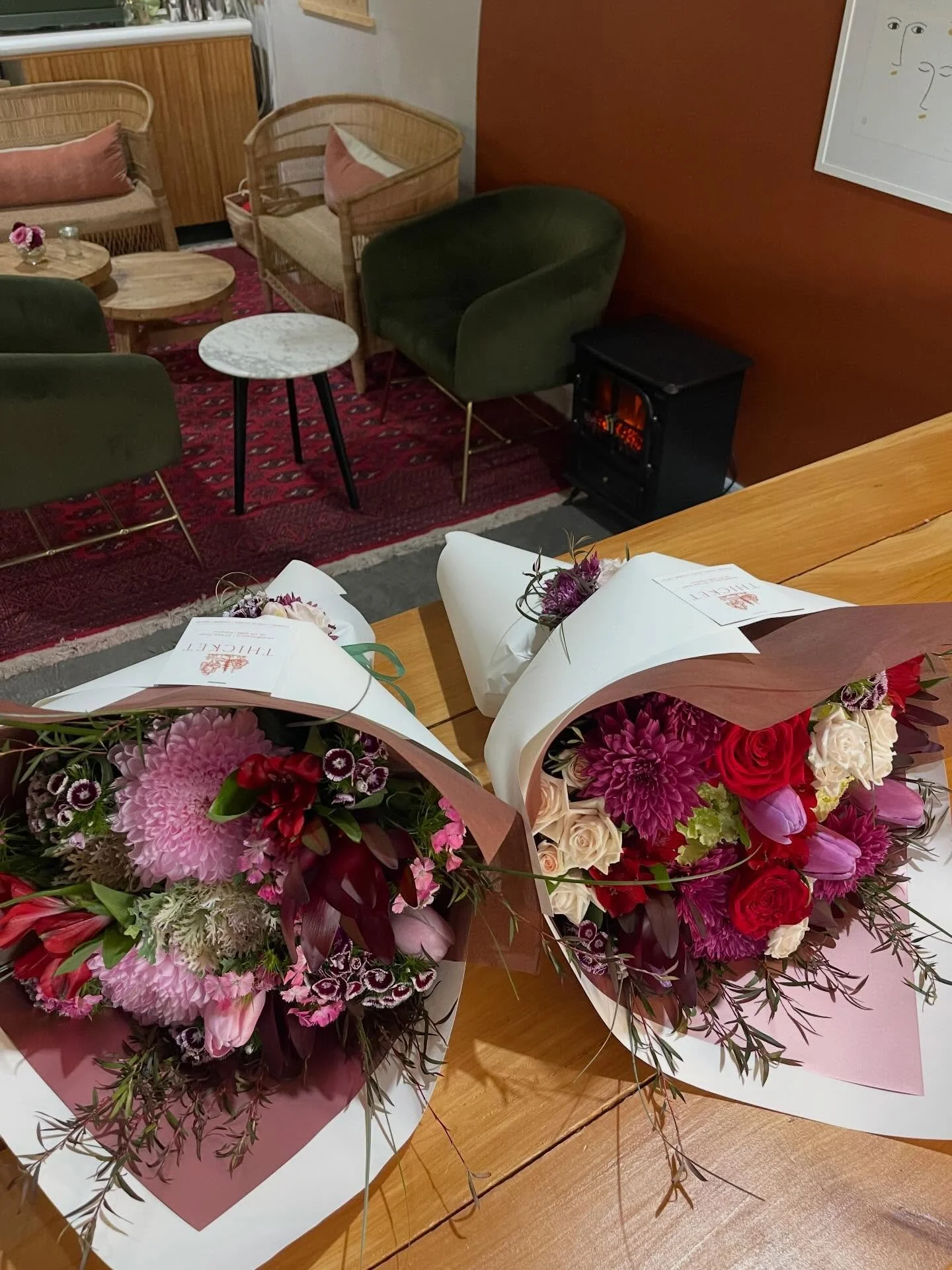 Luxe bouquets heading out to Woodville to spread love and care 🌹