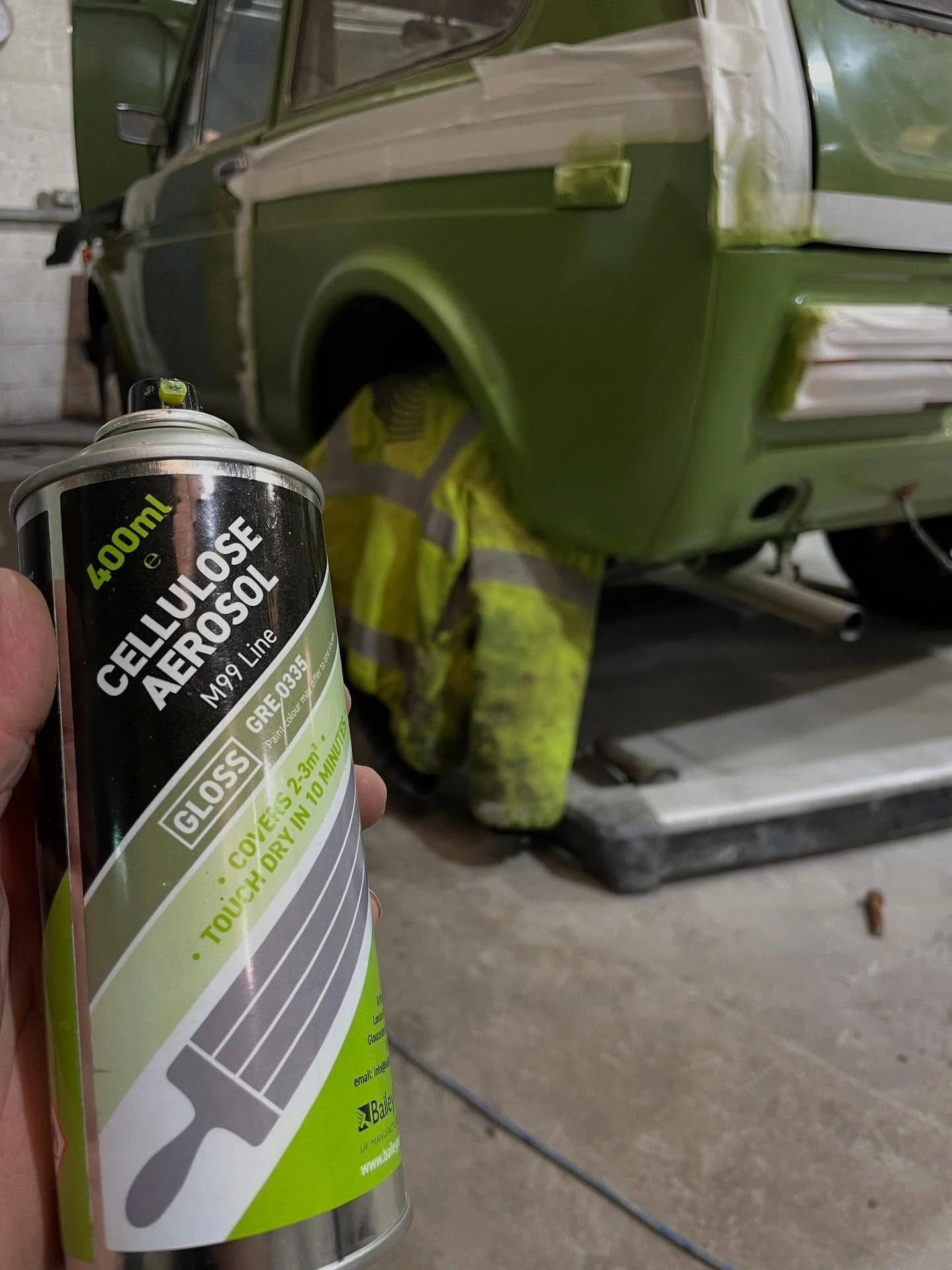 Some amazing work done by a Stroud based welder. Hopefully not spoilt by my temporary rattle can job. 

#lada #ladaniva4x4 #ladaniva #rattlecan #restoration #carrestorationproject