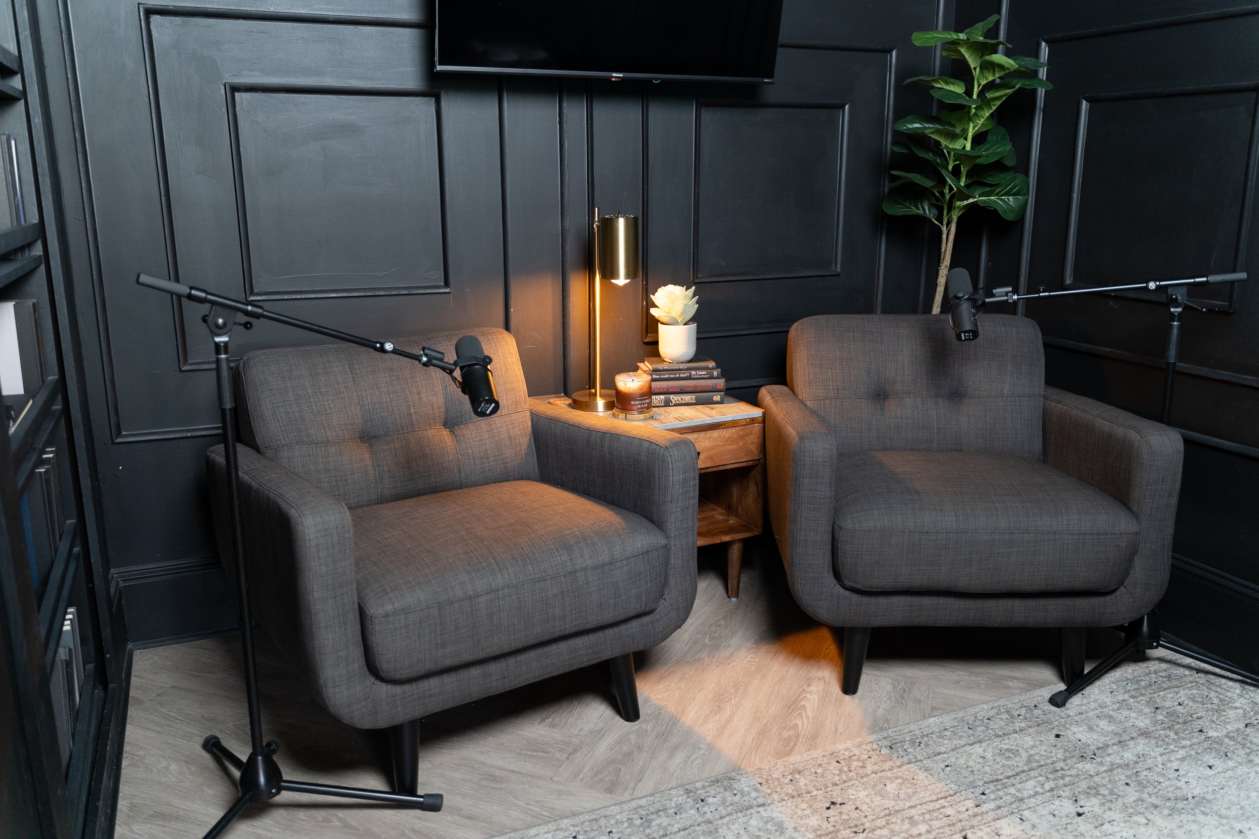 houston-podcast-studio-3-rental-3.jpg