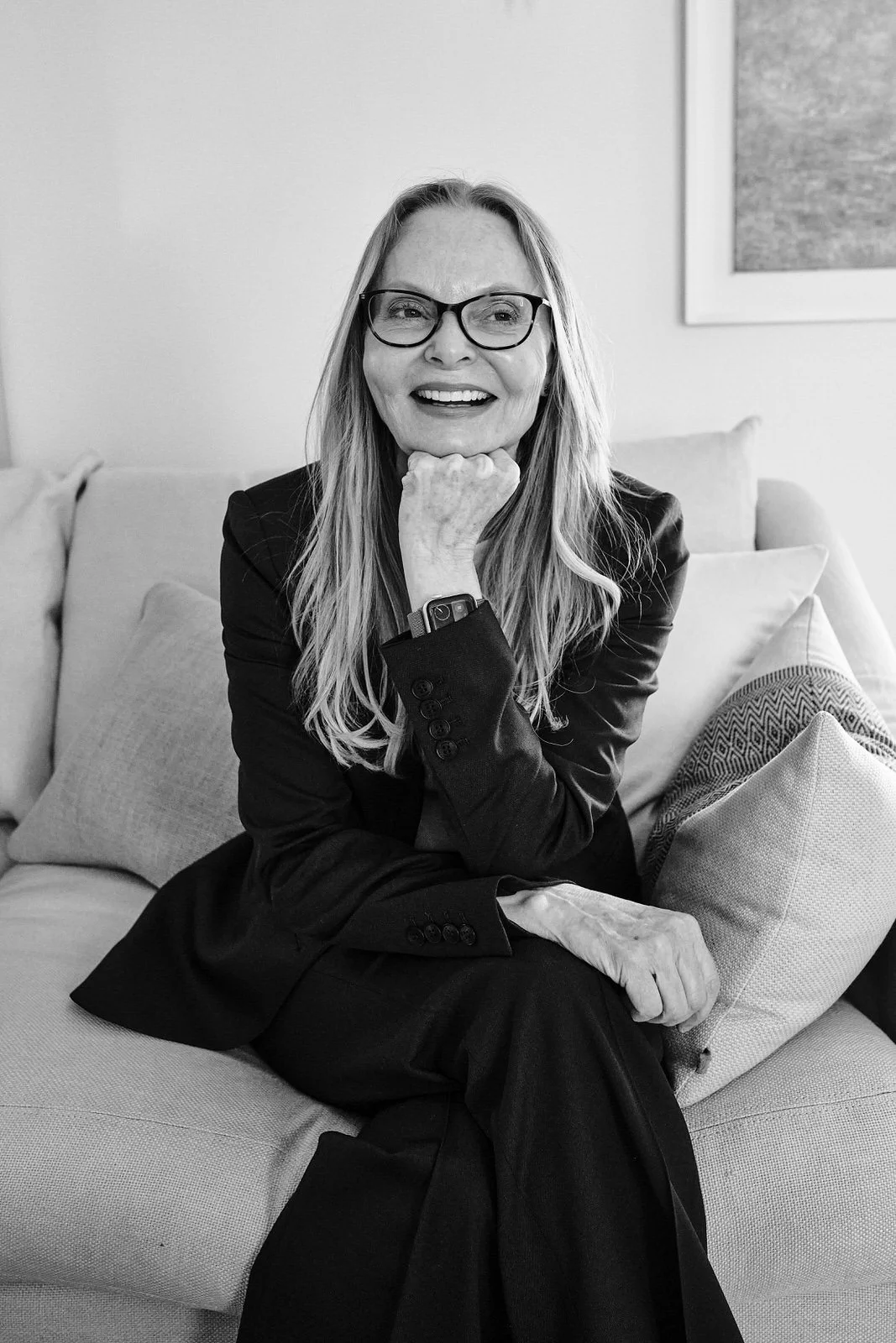 Relaxed portraits in the lounge