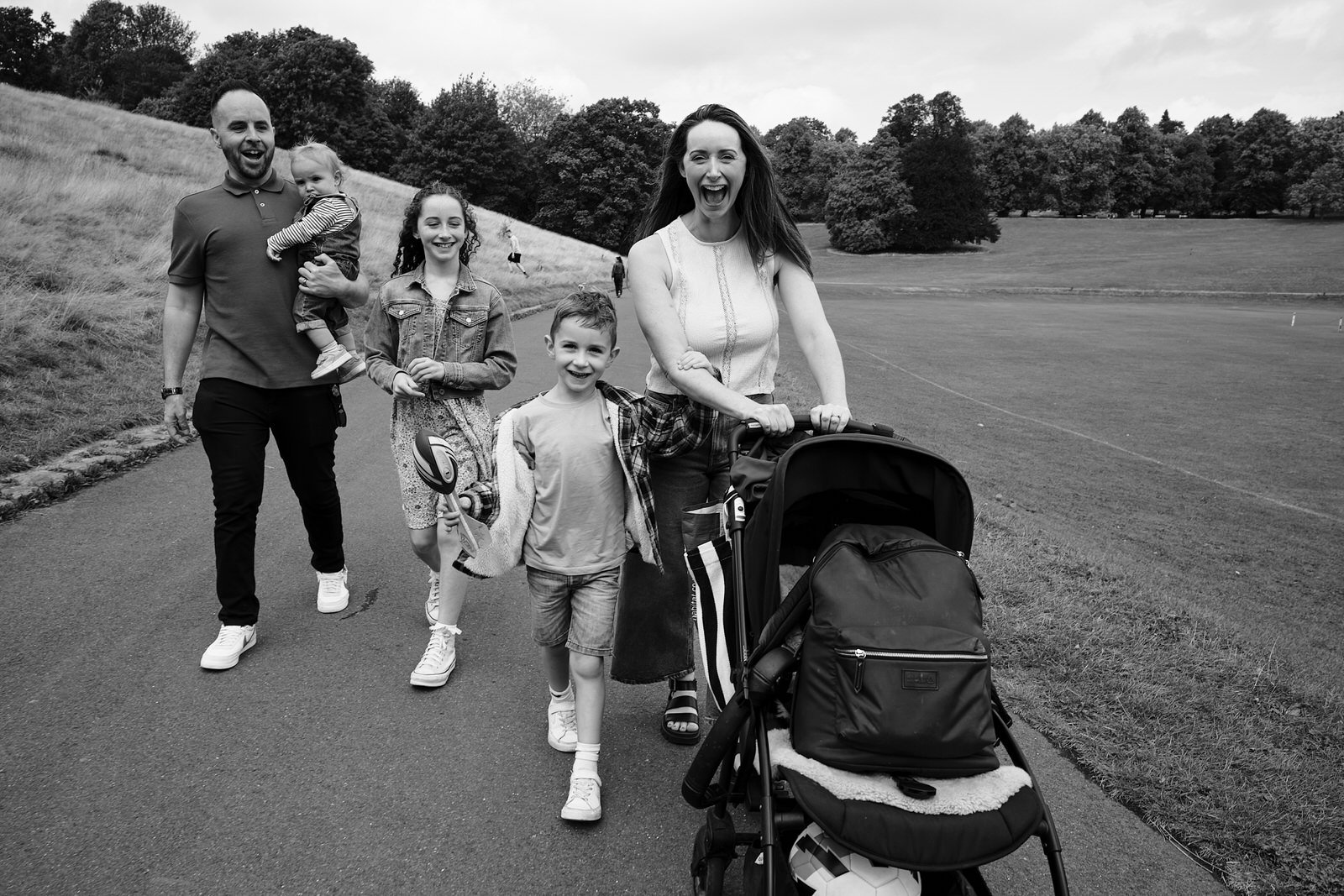 family-photographer-yorkshire-roundhay-park-leeds-1600-1874.JPG