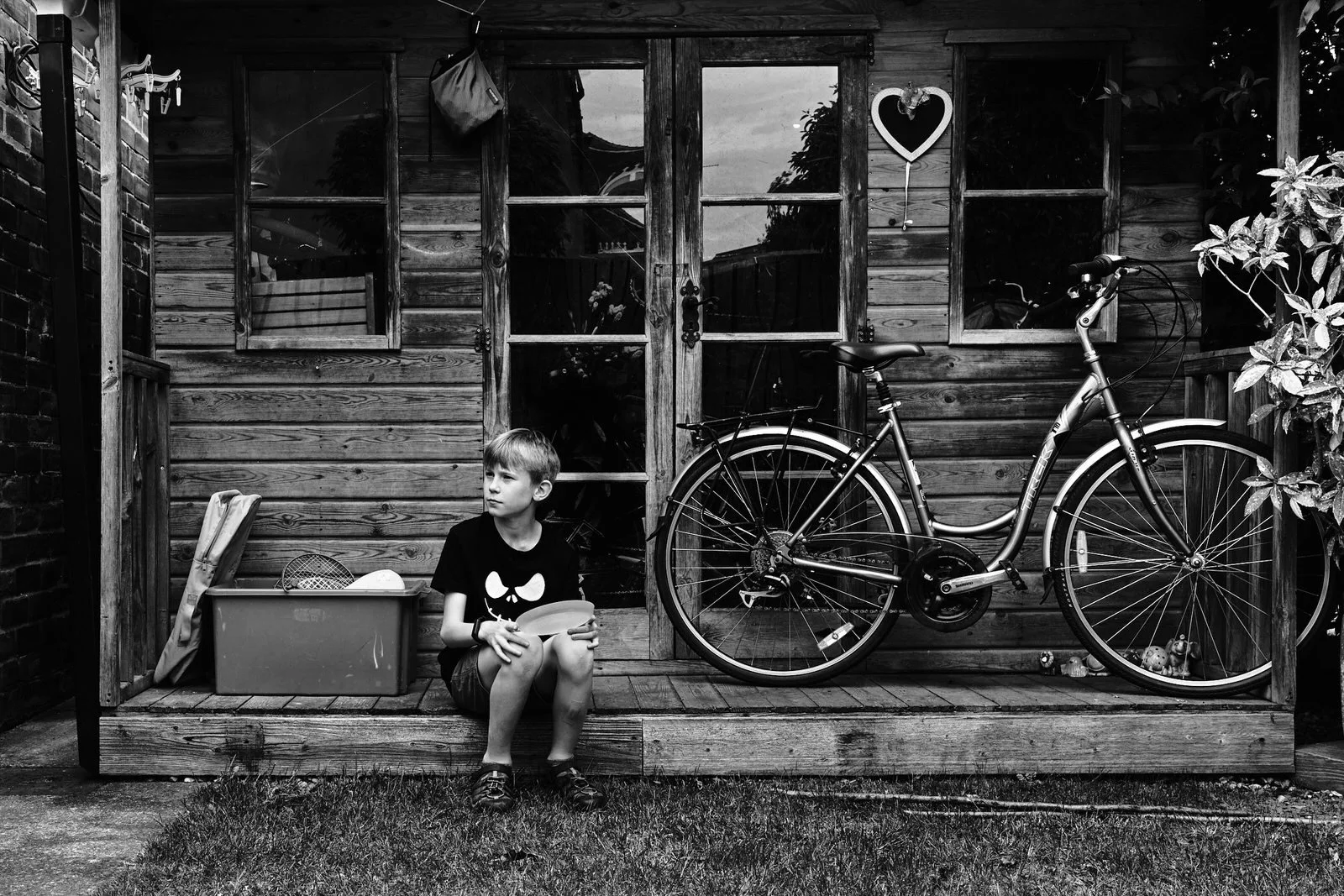 family_photography_yorkshire_uk_documentary_portrait_summer_boy.jpg