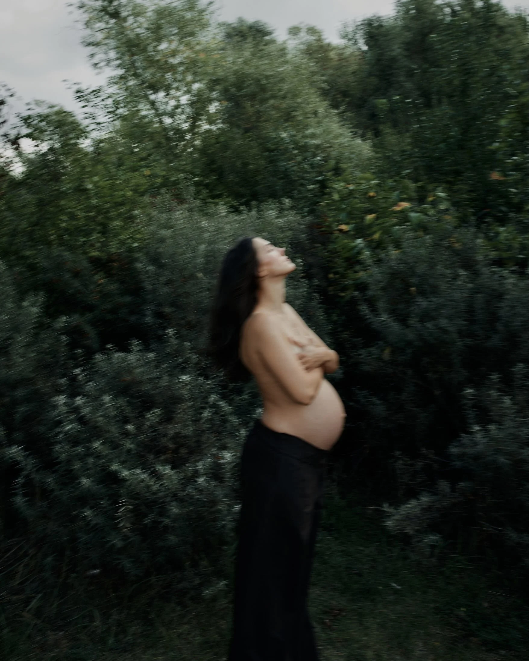 Hingabe / surrender 〰️ Pregnancy brings this word to a whole new level. Your body changes. Life grows inside you. And even with all the preparation, all the plans, all the things you think you know &mdash; so much remains beyond your control.

There 