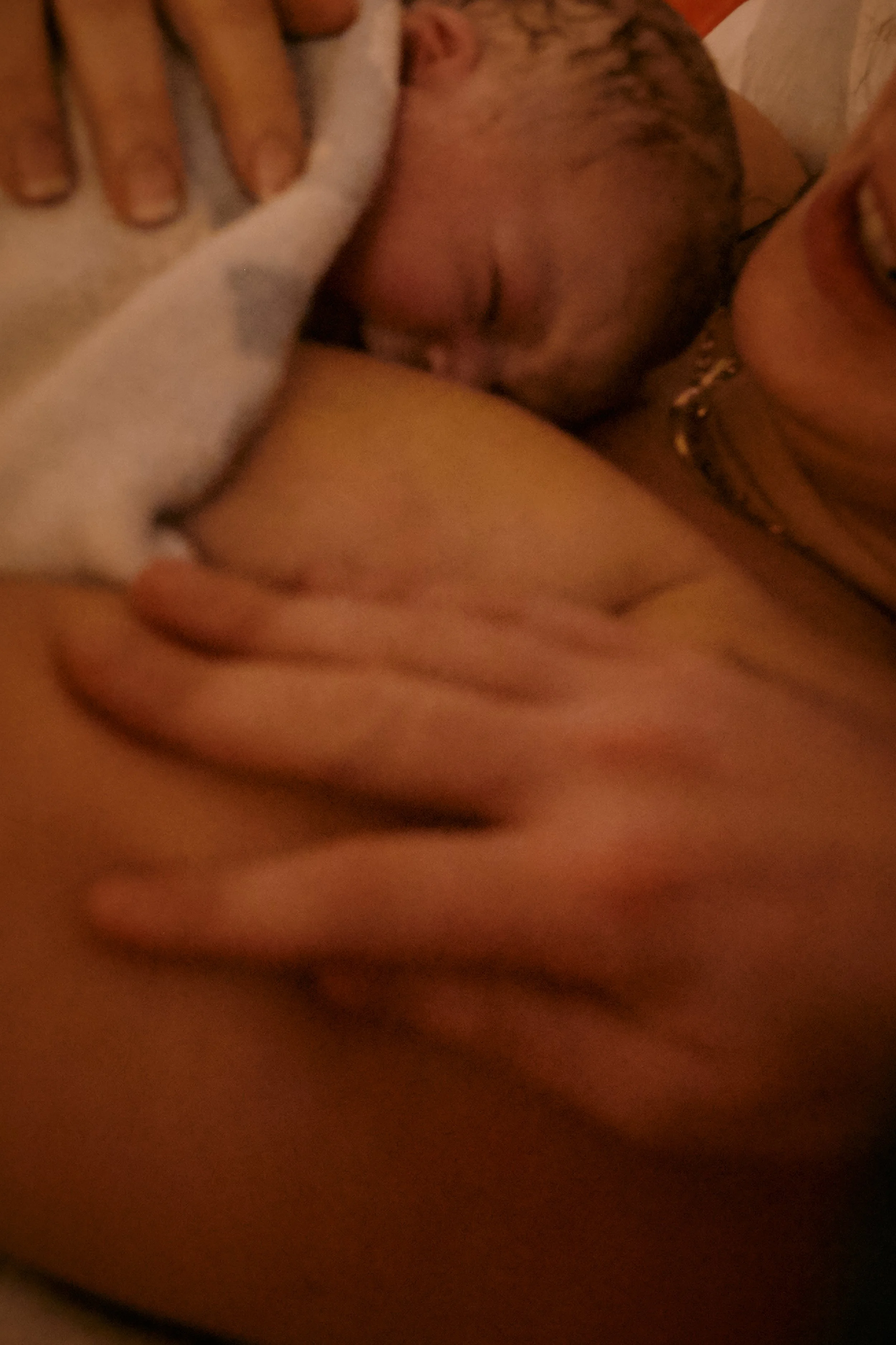 Geburtsreportage_Fiona_Lovis Trummer Photography_HAUTNAH 407.jpg