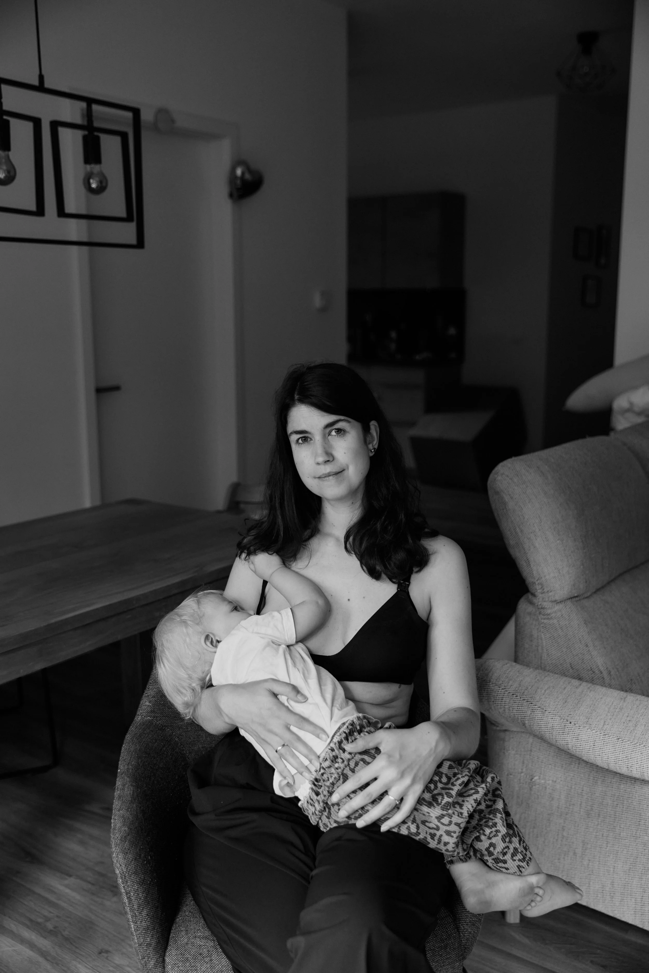 Anna_Motherhood_Stillshooting_HAUTNAH_Lovis Trummer Photography_2026_2 102.jpg