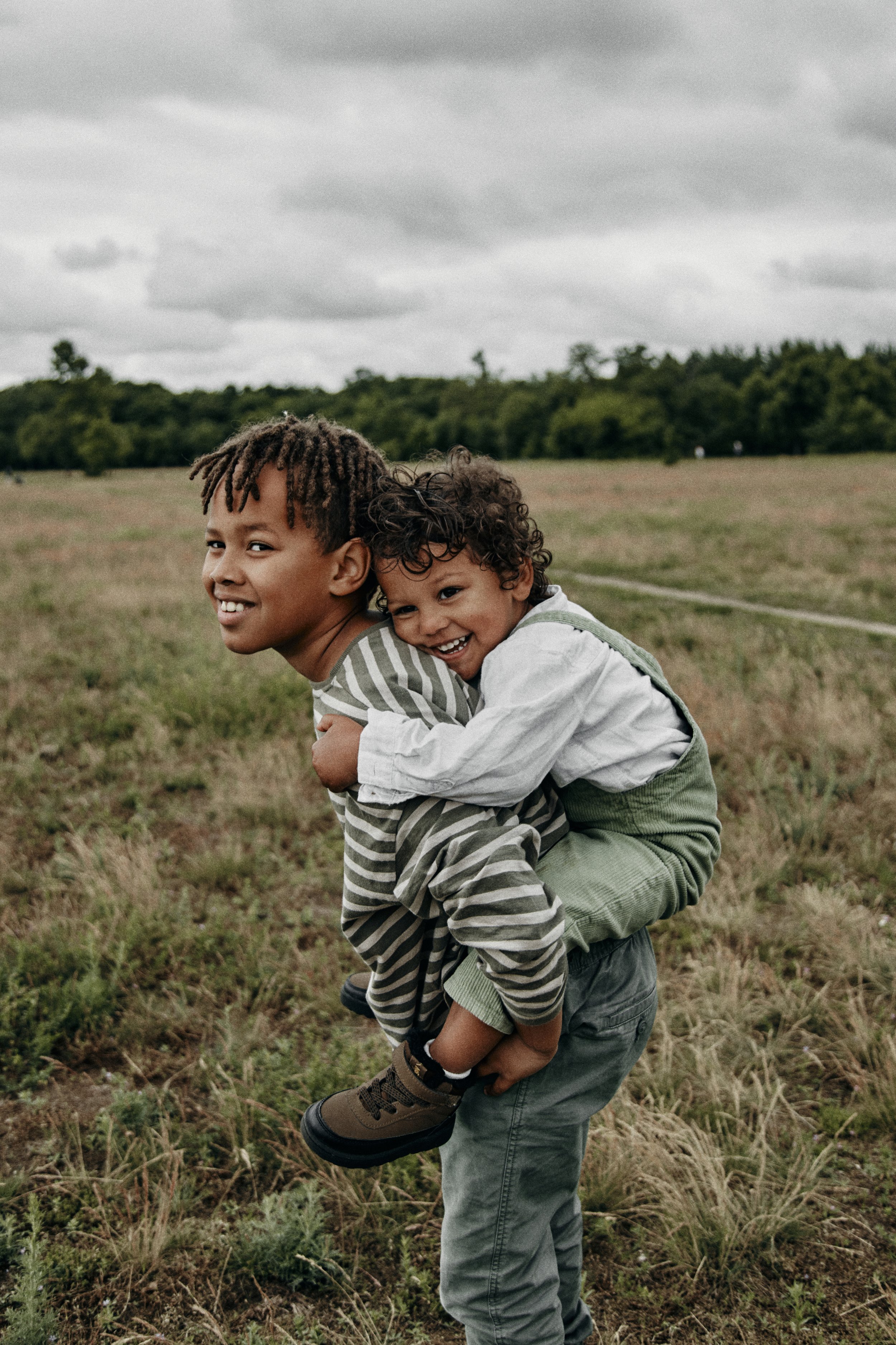 HAUTNAH_Familyshooting_Lovis Trummer Photography 138.jpg