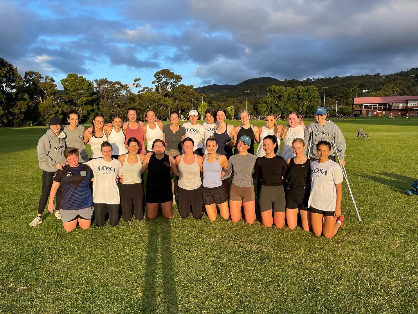 Pre season day 1 👏 

Great to see everyone out! 

Reminder we are training every Monday and Wednesday at Rostrevor College starting at 6pm! 💛💙