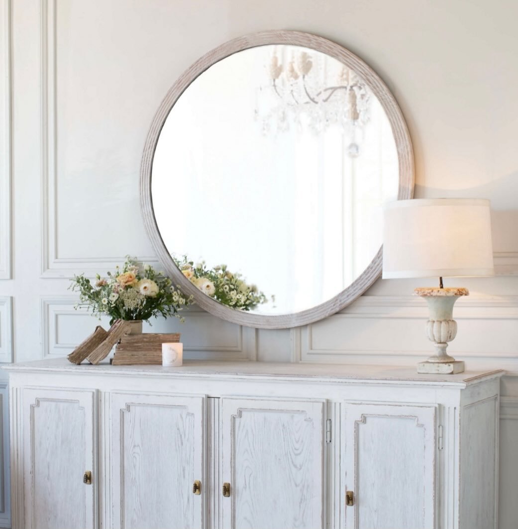 🚨LAST CALL🚨
We have FOUR of these beautiful Eloquence Ambrose 36&rdquo; Mirrors !! 
✨BRAND NEW IN THE BOX ✨
Retail Price: $895 each Our Price: $195 each 😍

#resortresale #santarosabeach #hey30a #30a #sowal #southwalton #interiordesign #interiordes
