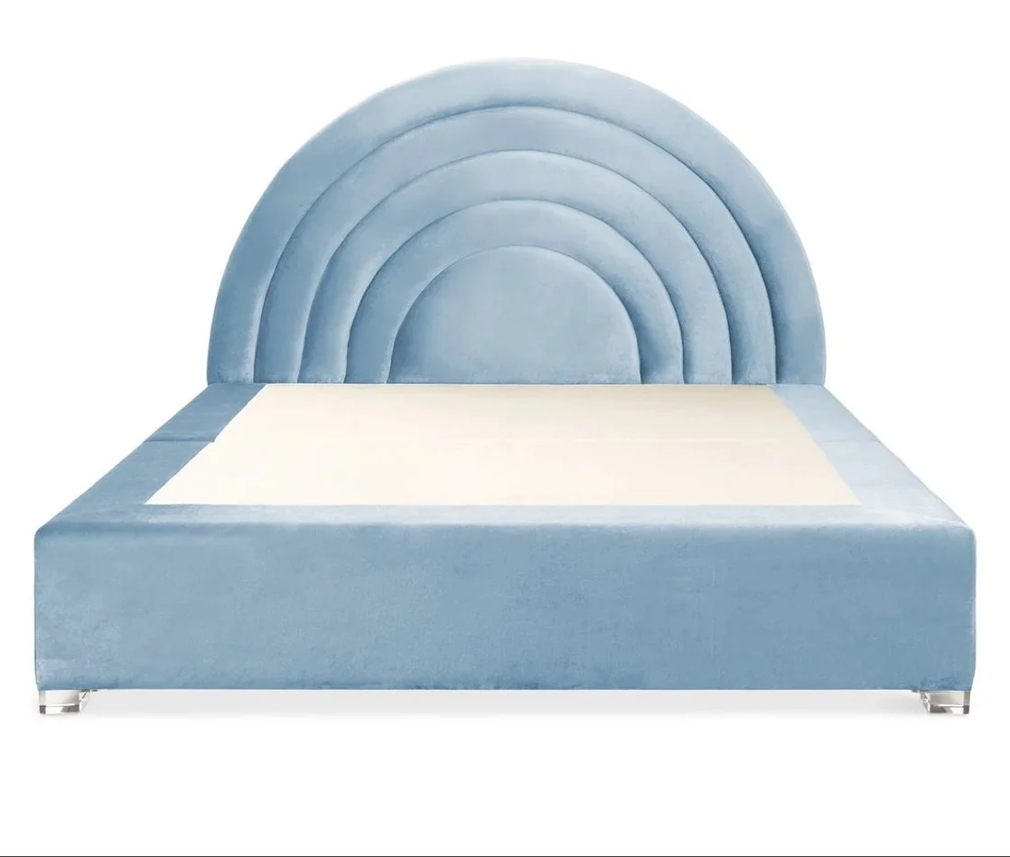 Check out this Queen Modshop Rainbow Platform Bed in dreamy Blue Bonnet Como Velvet 🦋
✨ Supported by chic 2&rdquo; lucite block legs (yes, it&rsquo;s basically levitating in style) RETAIL $4295. Our price: $2195
📏 Platform: 72&rdquo;W x 86&rdquo;D 