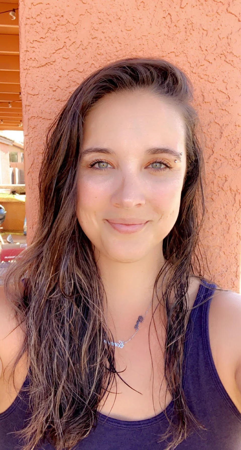 Amanda Hamilton. Viny