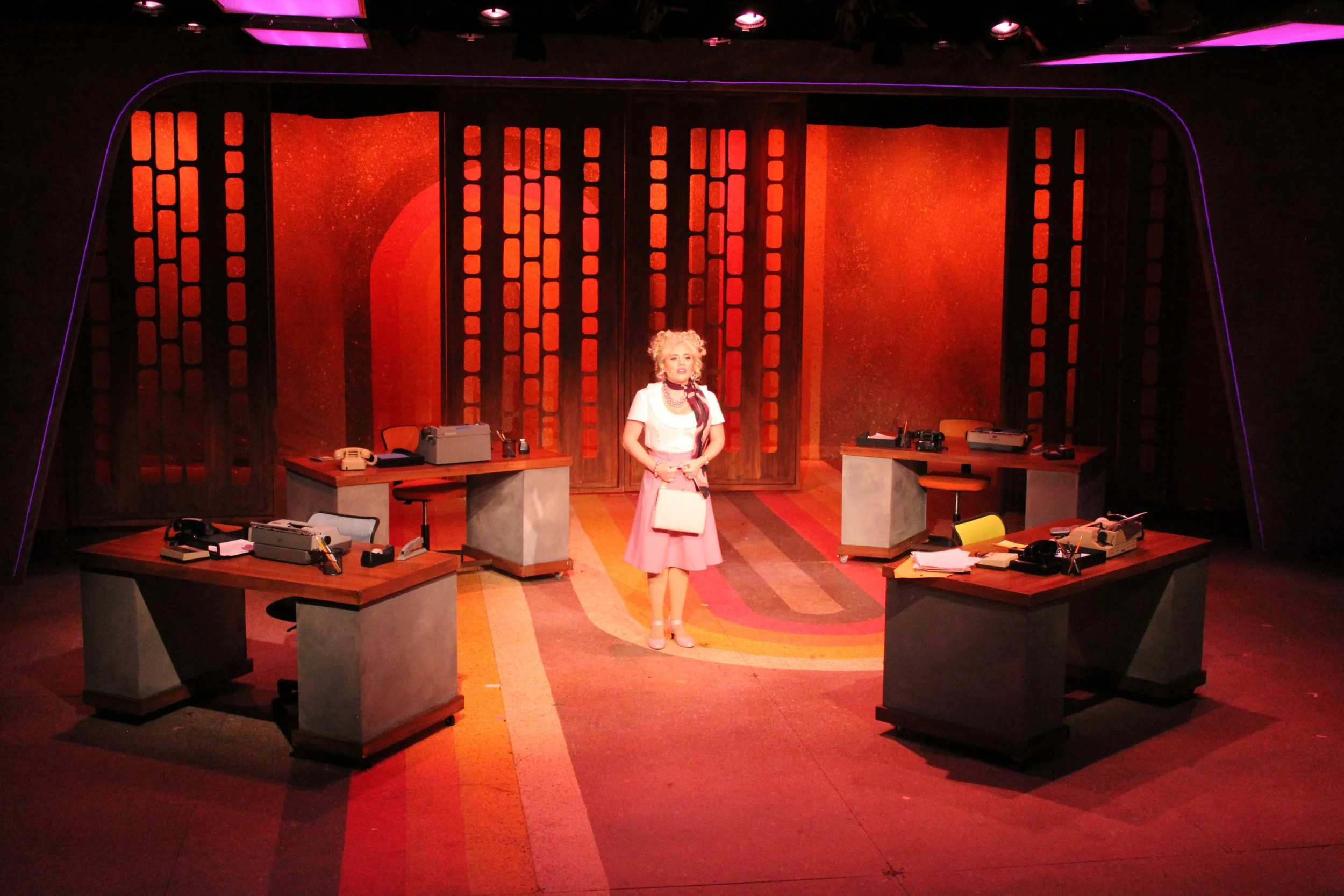 9 to 5 Production Photos 26-037.JPG