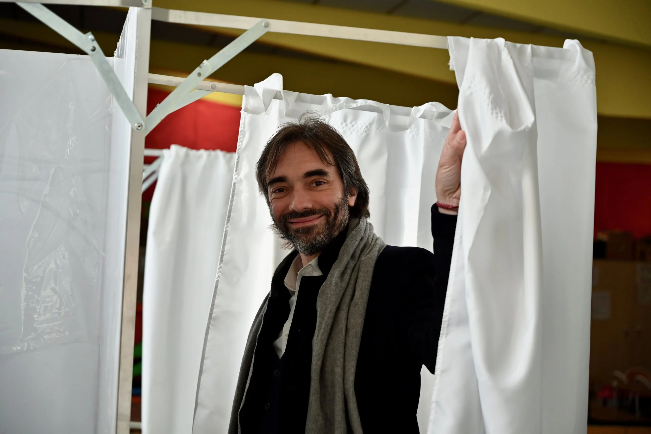 Vote du Premier Tour de Cédric Villani au bureau de vote de Paris 14