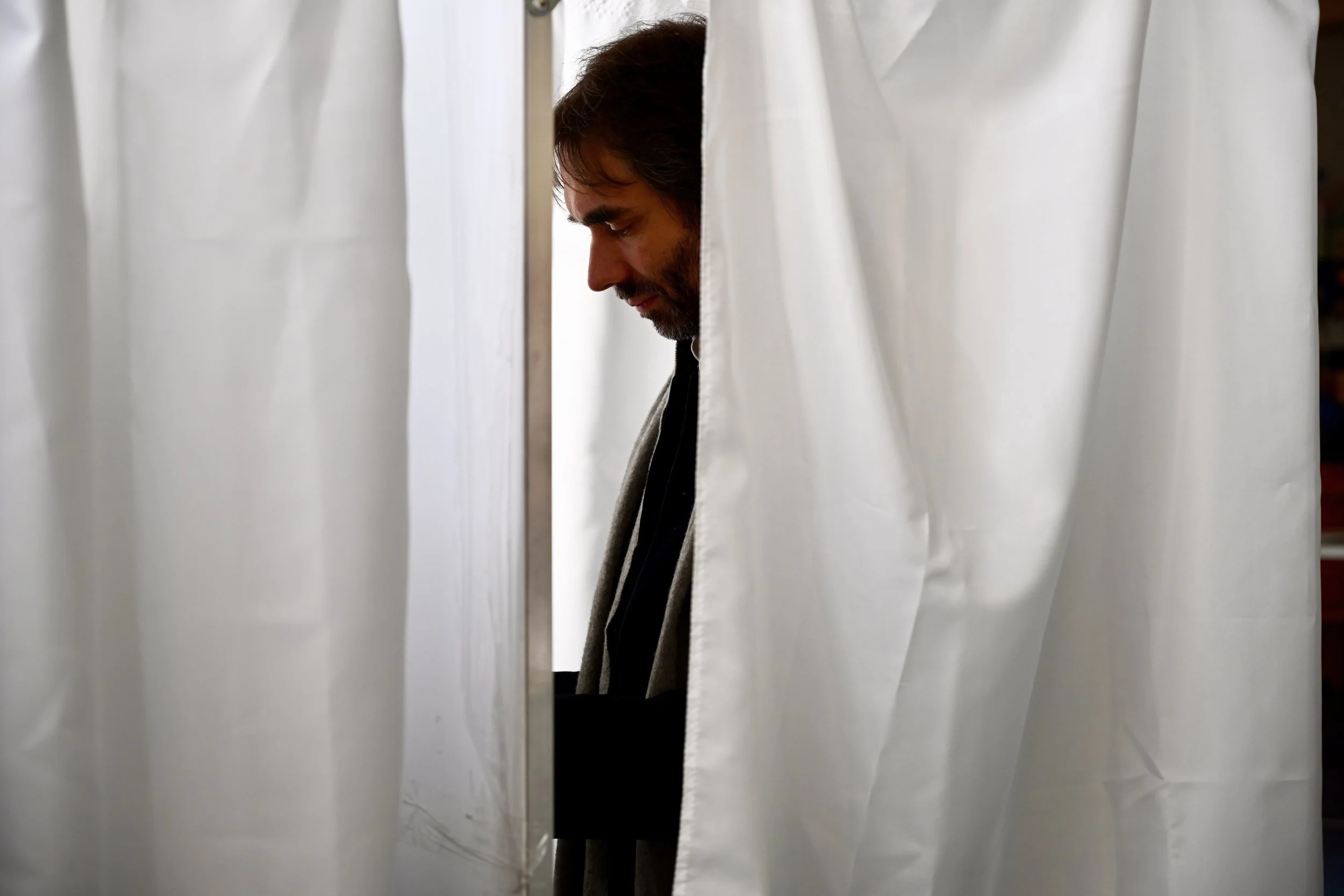 Vote du Premier Tour de Cédric Villani au bureau de vote de Paris 14