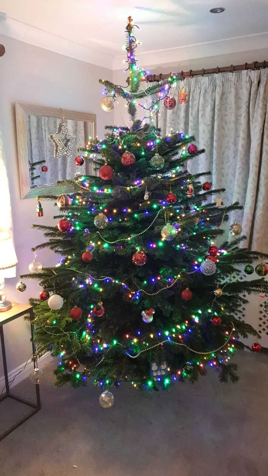 We live in Weybridge and SMAS trees are the best around!