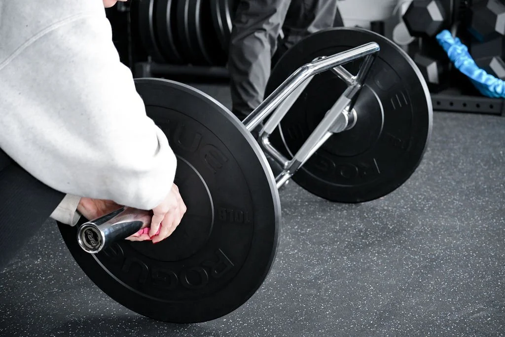 longevity-deadlift-barbell-strength.jpg