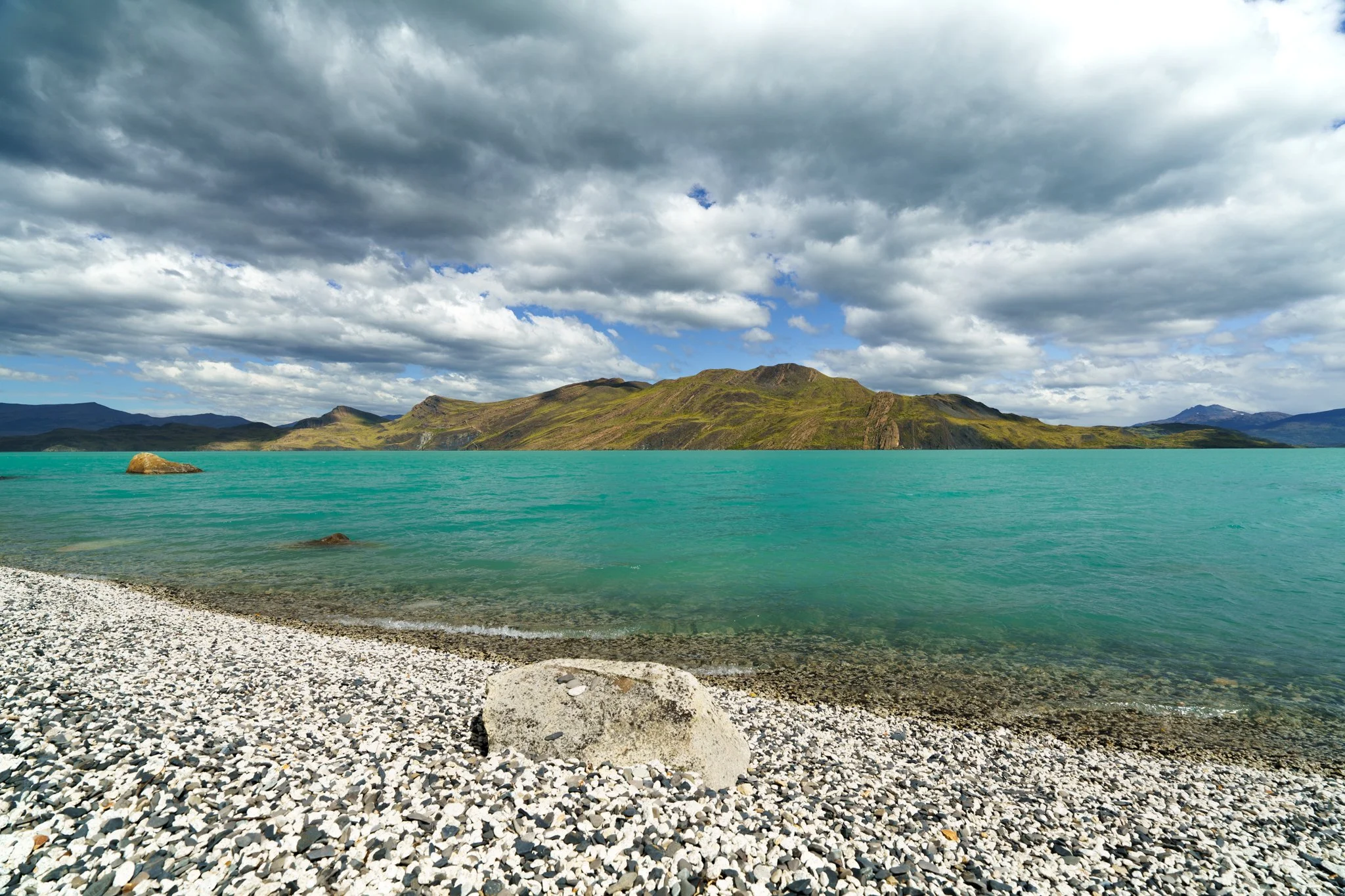 Clouds over lago nordenskjöld, Torres Del Paine National Park