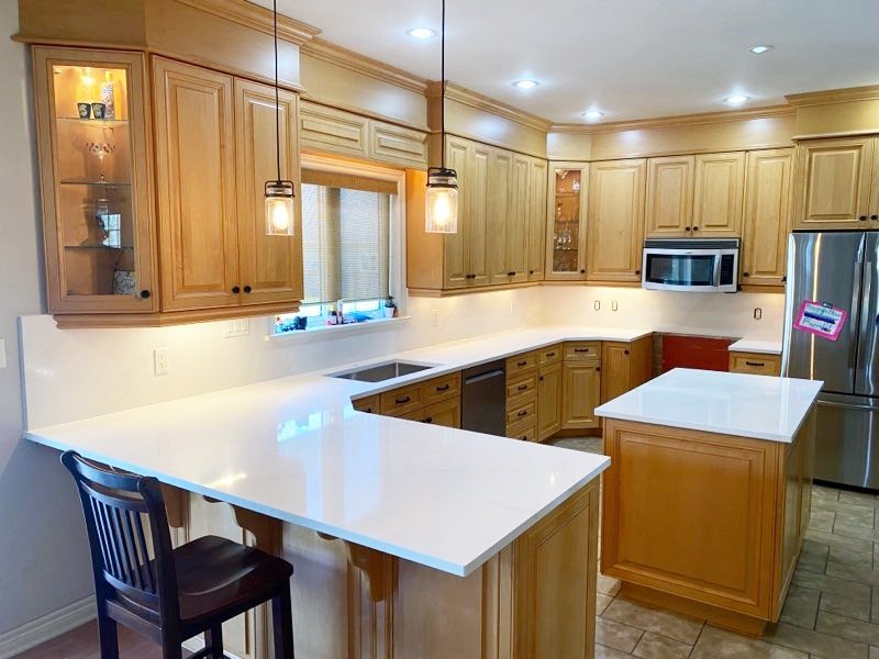 AFTER - slide - DURING

All it takes is some brand new bright quartz countertops complete with matching beautiful full height backsplash and this kitchen is given new life. Way to go team. You knocked this one out of the park!

#counters #kitchens #d