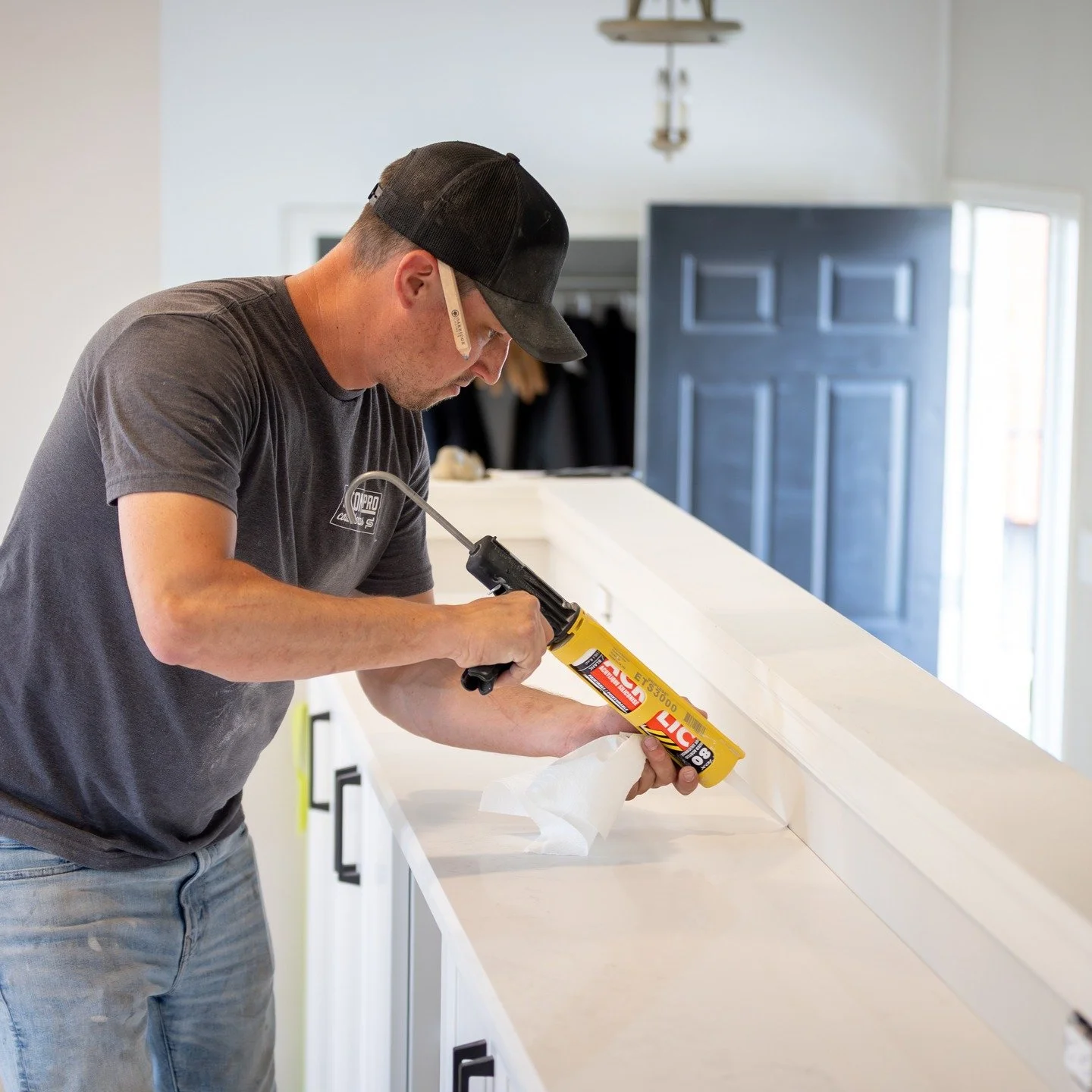 Stone Pro's installers have an eye for the fine details and finishes. We'll finish up the installation leaving your home neat, tidy and installed to the highest standard... just the way that we'd want it in our own home.
.
.
.
#stonepro #stonecounter
