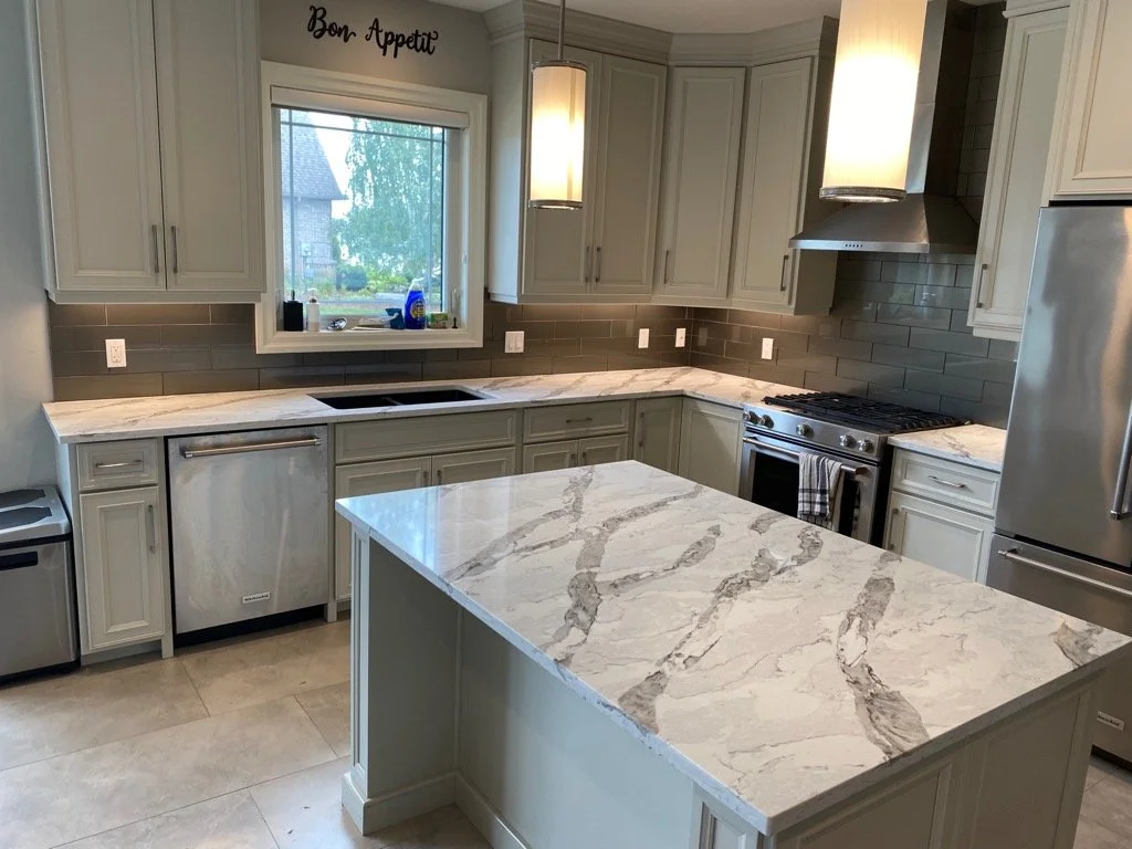 A little after and before. We love how the light veined @vicostonecanada Amarcord tops breath new life into this kitchen. 
The new quartz design even compliments the existing grey splash perfectly, don't you think?

.
.
.
#stonepro #stonecountertop #