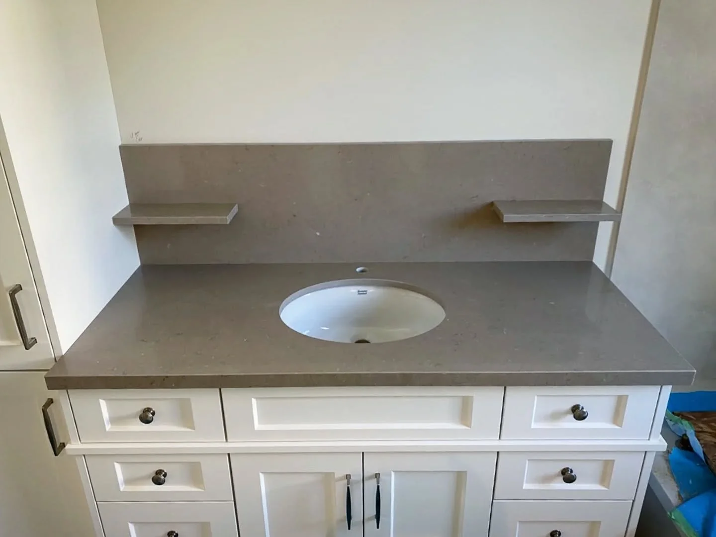 Thinking something a little different when it comes to your new countertops and splash? Looks no further than the pros at Stone Pro. We're up for the challenge! 

#stonepro #vanity #countertops #stonesurfaces
