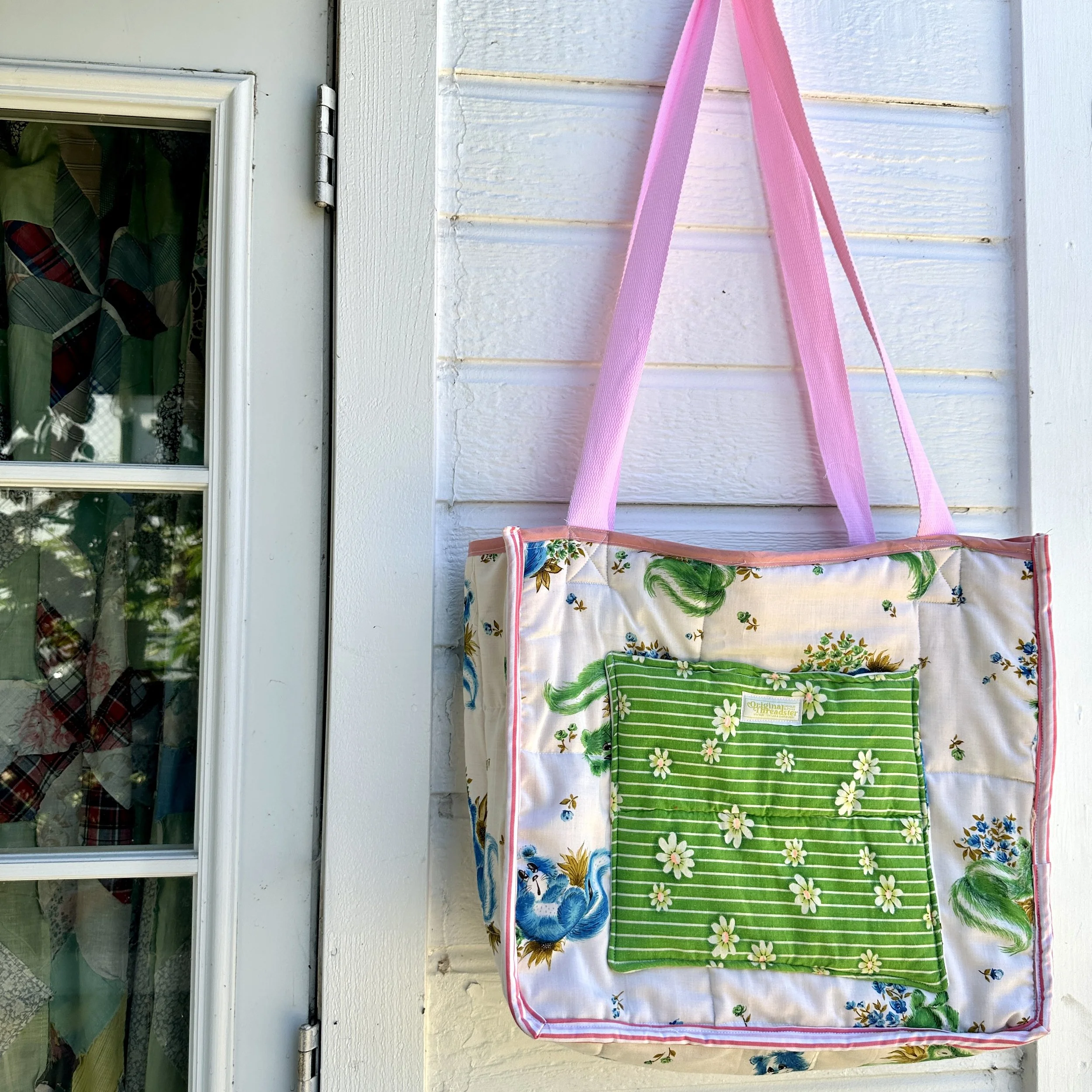 Tote Vintage Skunk Flower Sleeping Bag Flower Upcycled Bag