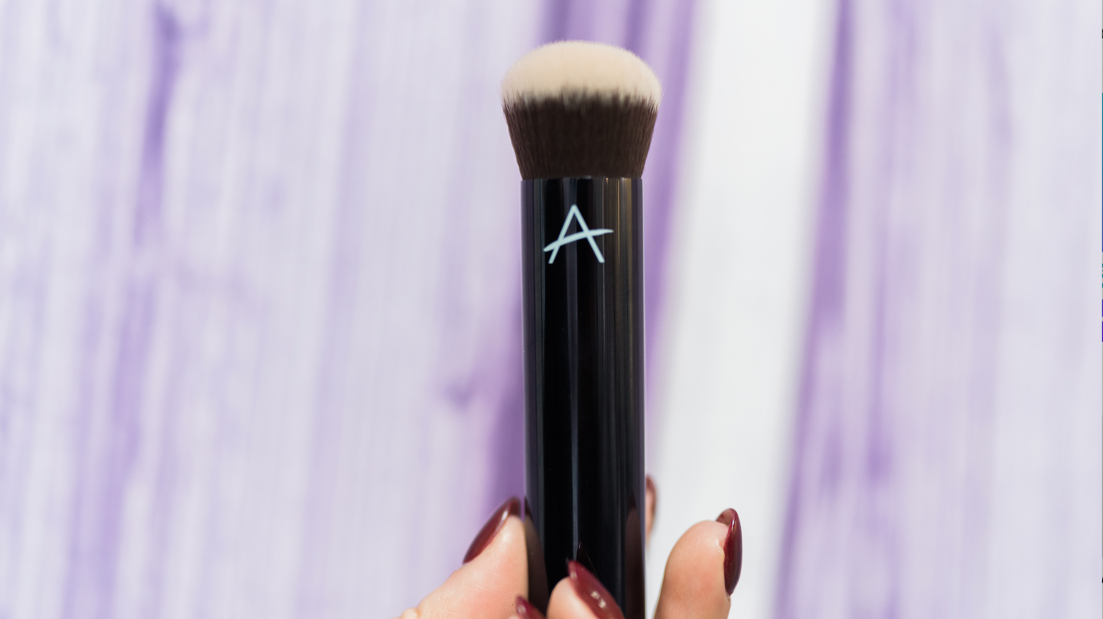 4/30 - Anisa International launches a line of minimalistic stand-up alone brushes