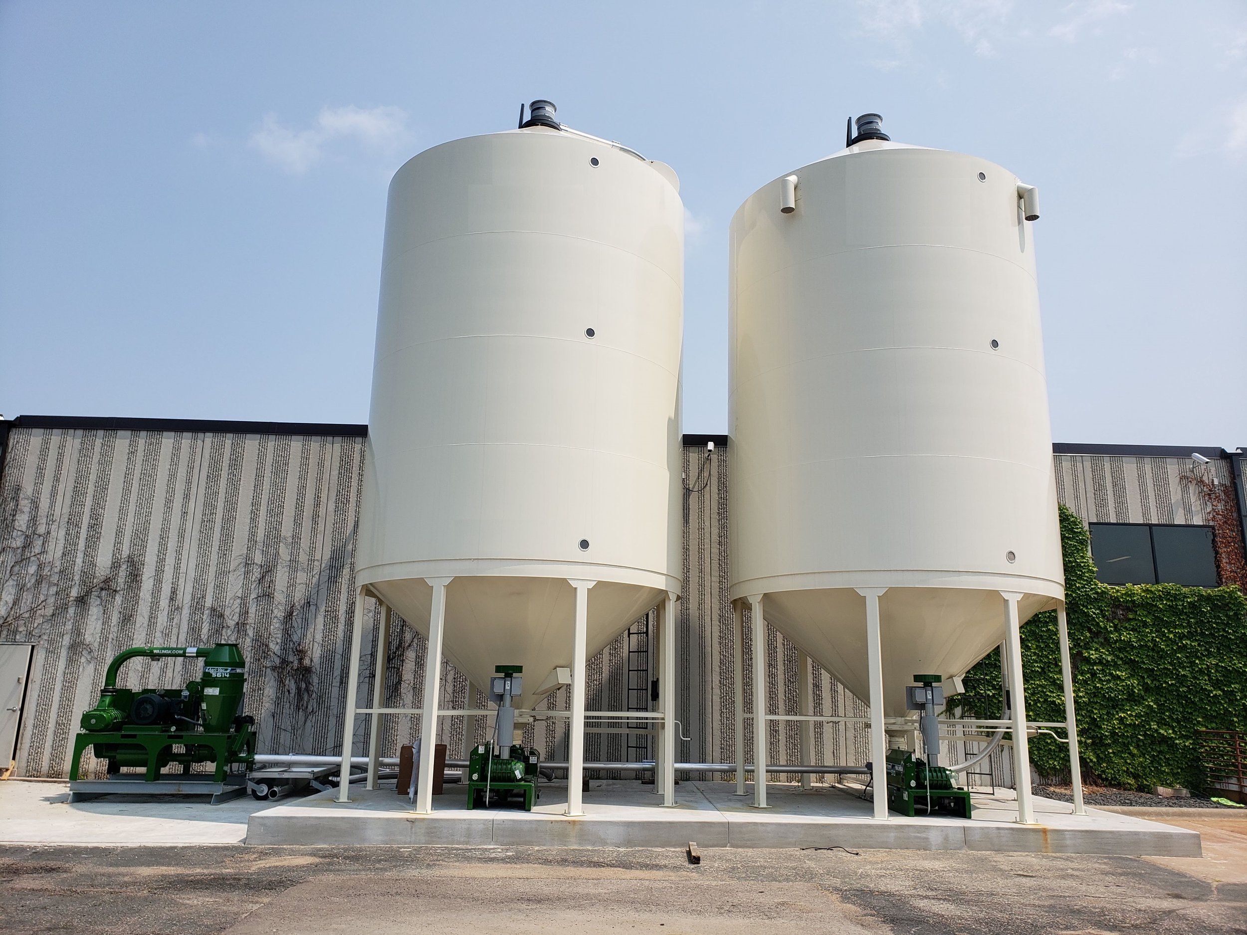 Dry Grain Silos