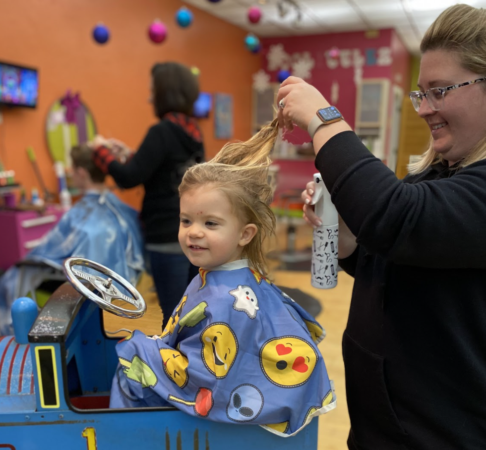 Kids Haircut and Color in De Pere, WI — DooLittlez