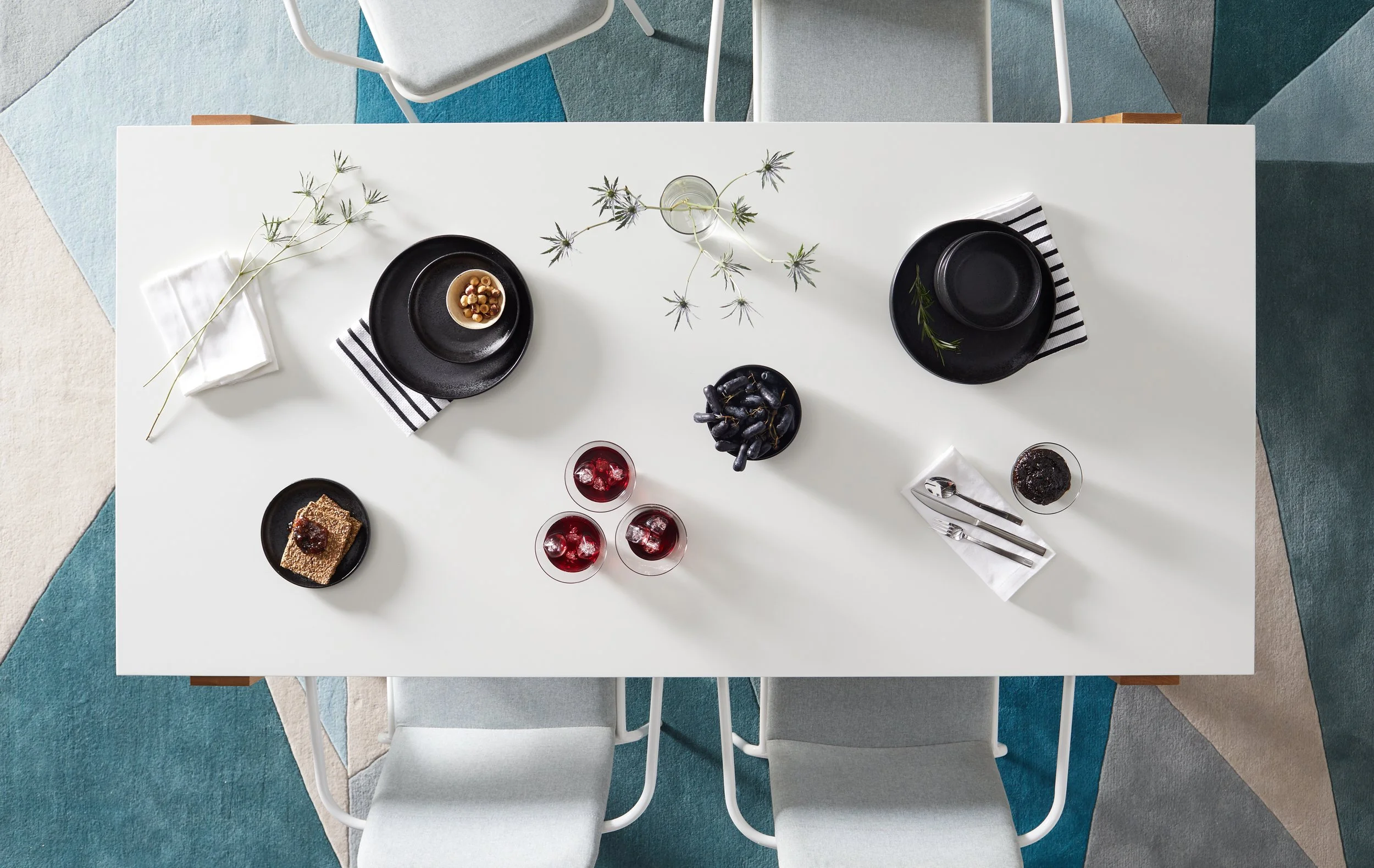 43159-MoDRN_hayneedle_Indoor_ScandiMinimal_DiningRoom_Social_v3_m.jpg